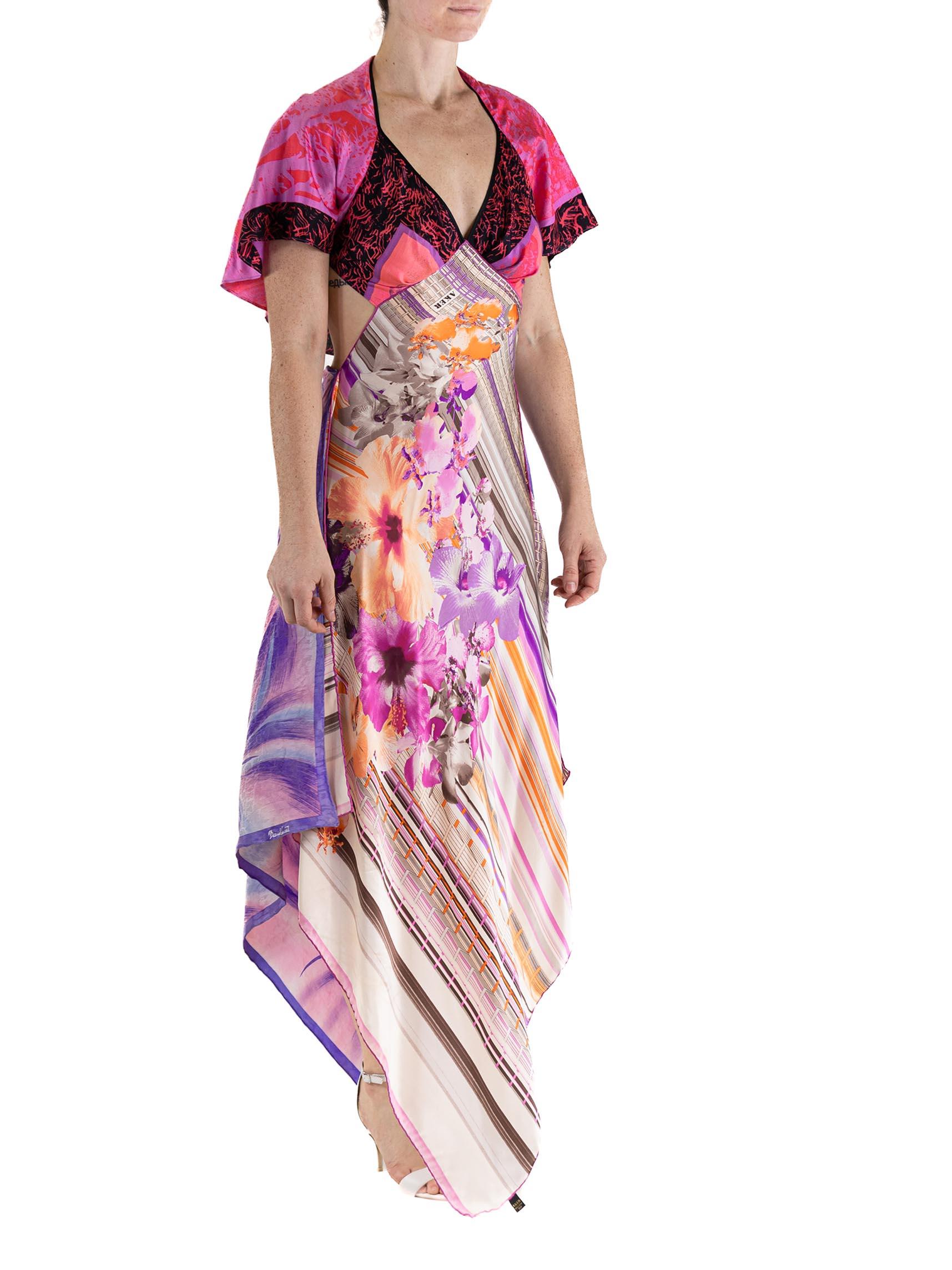 COLLECTION MORPHEW - Robe à 3 foulards en sergé de soie à fleurs violettes et roses, fabriquée à partir de Vinta Pour femmes en vente