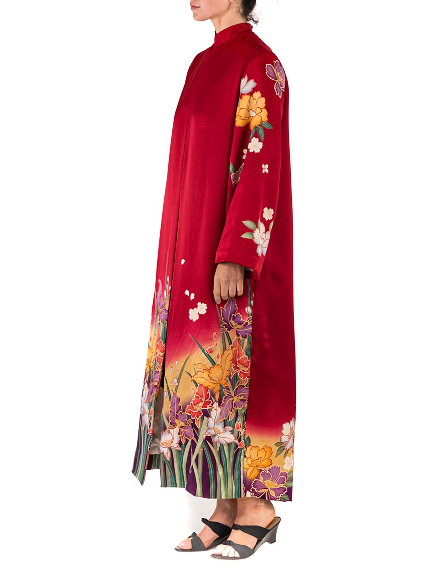 MORPHEW COLLECTION Red Floral Japanese Kimono Silk Duster In Excellent Condition For Sale In New York, NY