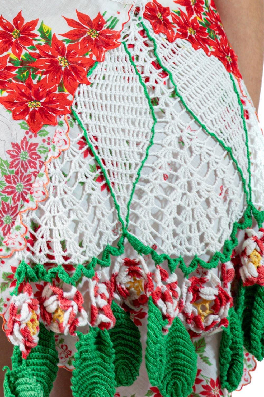 Morphew Kollektion Rot-Weißer Weihnachts-Crotchet-Mini  Kleid im Angebot 3