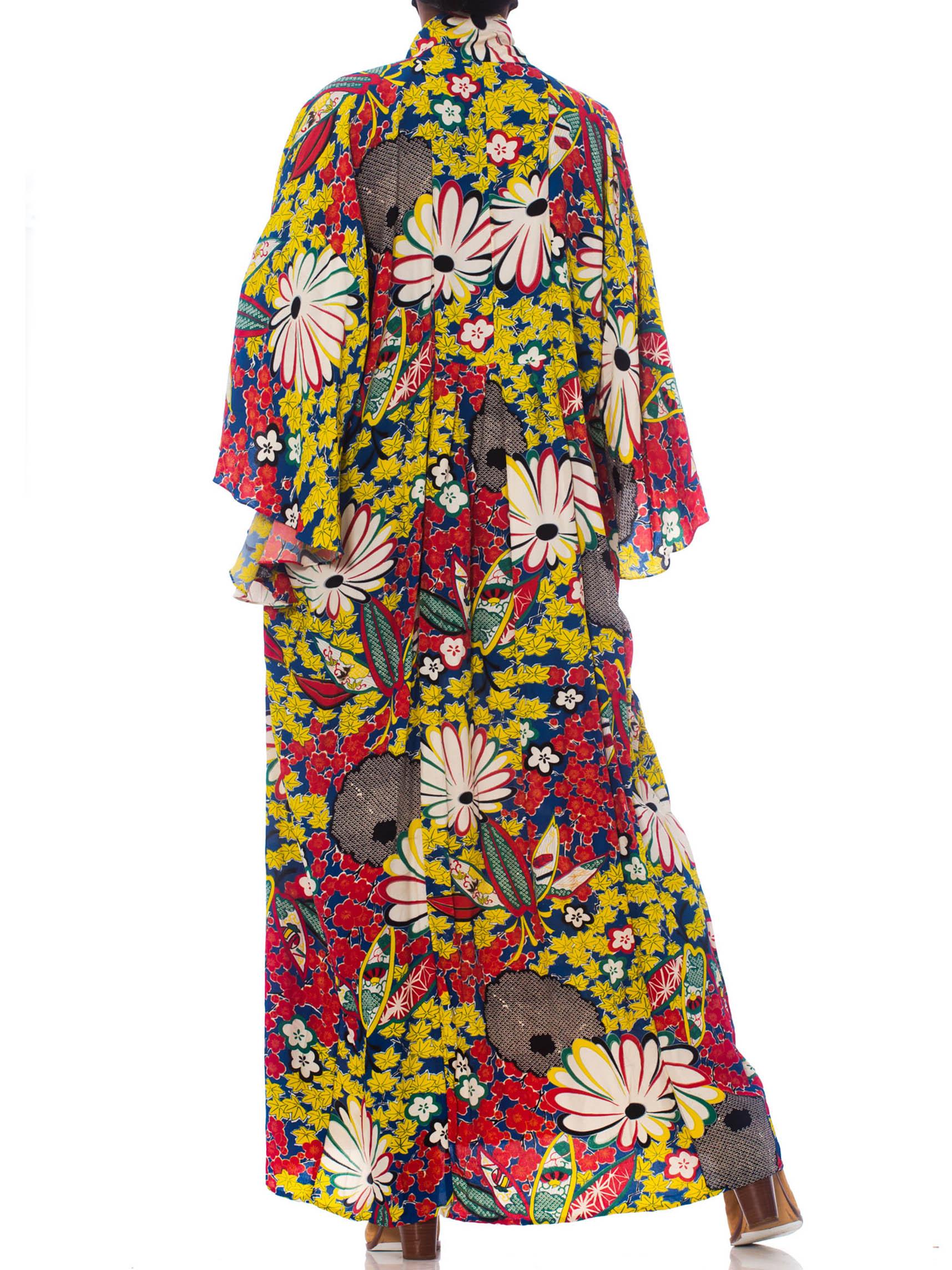MORPHEW COLLECTION Red, Yellow & Blue With Black Shibori Flowers Kaftan Made Fr In Excellent Condition In New York, NY