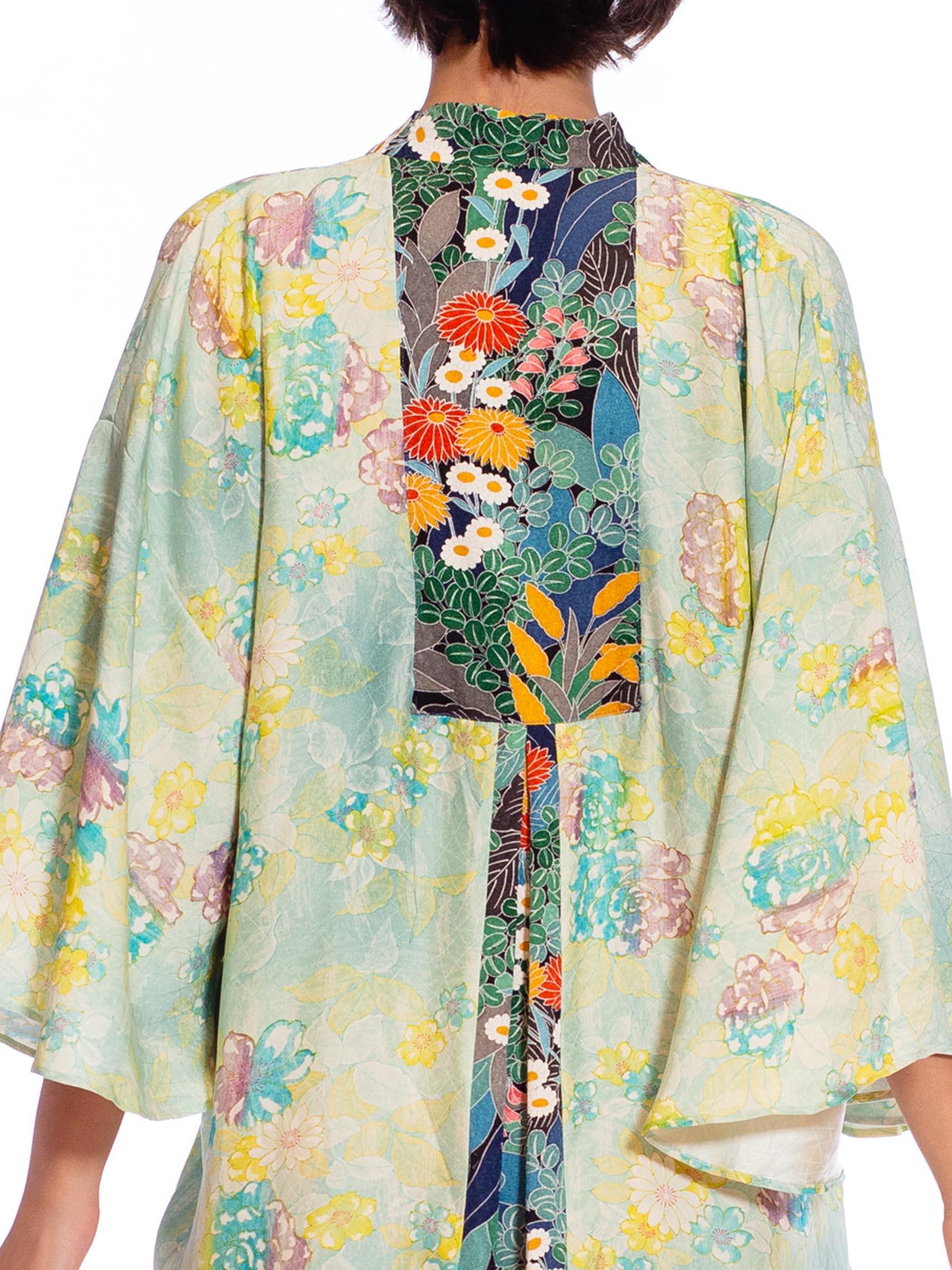 MORPHEW COLLECTION Teal Japanese Kimono Silk Floral Pattern Kaftan Dark Blue An For Sale 2