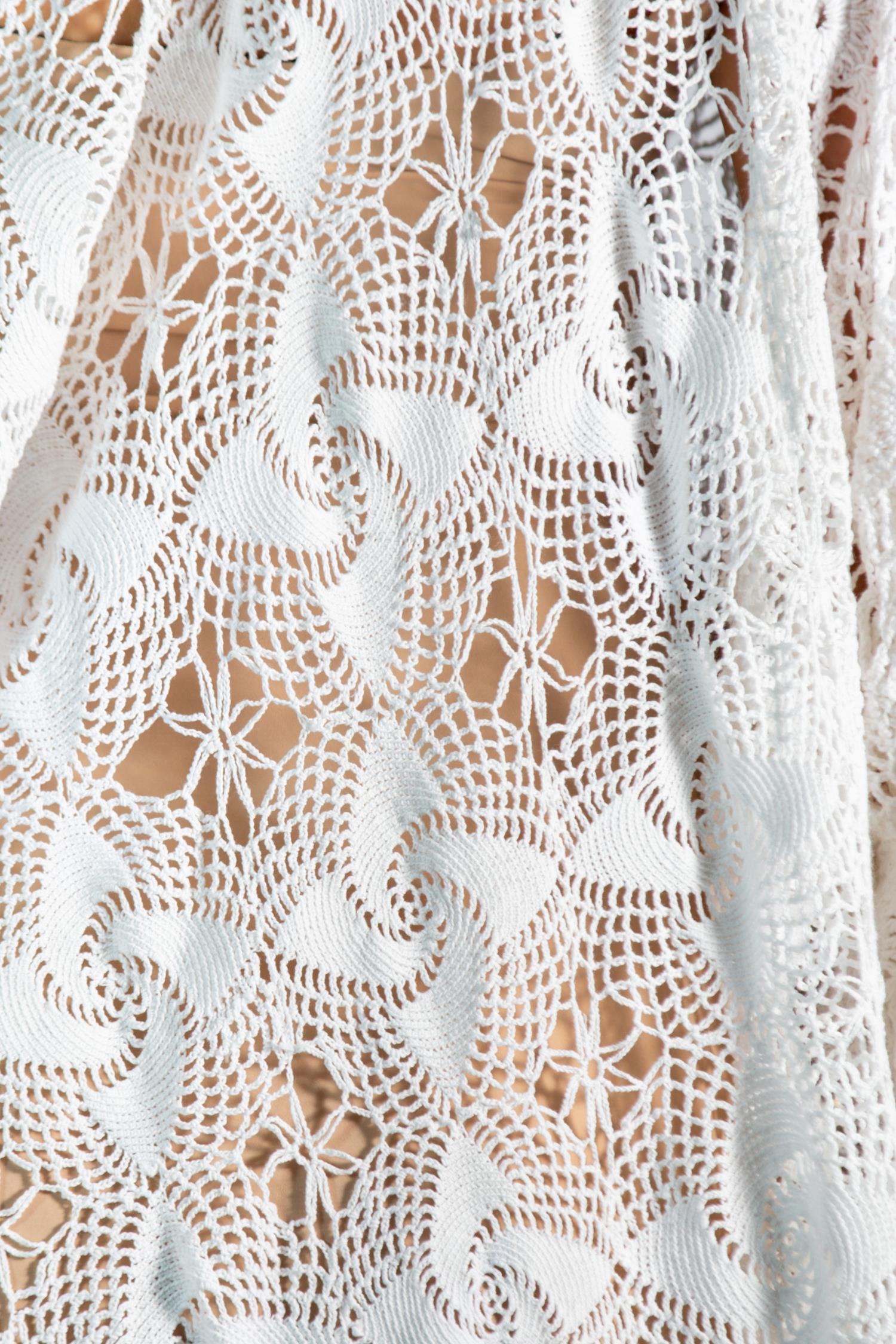 Morphew Collection White Cotton Crochet Oversized Kaftan Dress For Sale 2