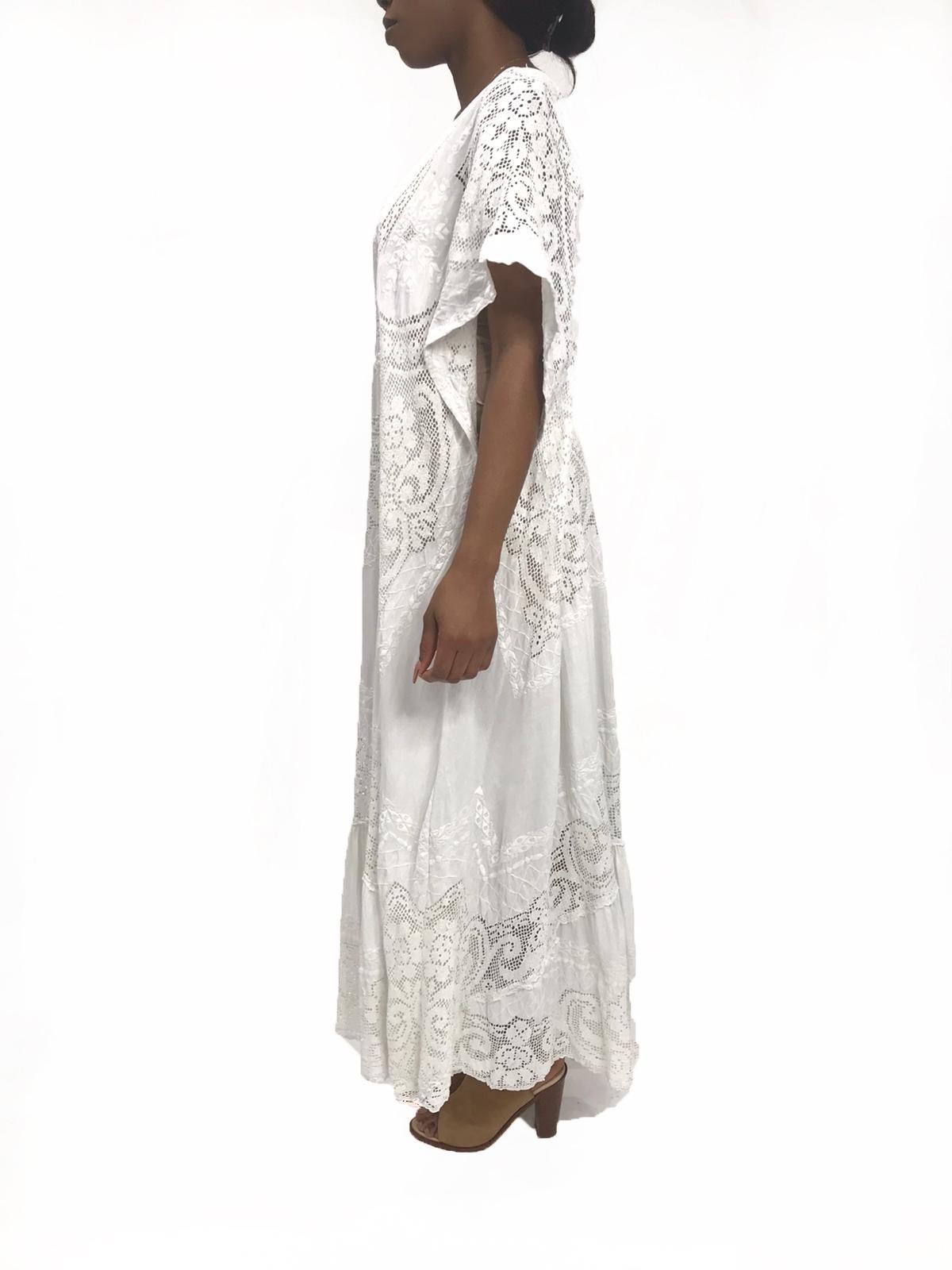 Gray Morphew Collection White Hand Embroidered Linen & Lace Kaftan