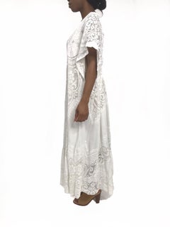 Morphew Collection White Hand Embroidered Linen & Lace Kaftan