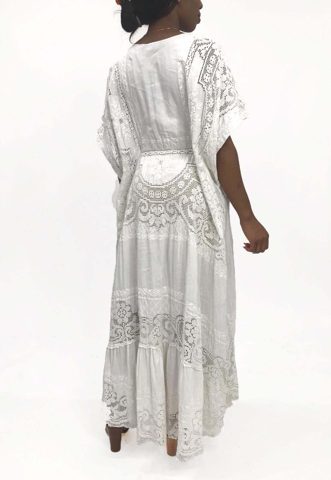 Women's Morphew Collection White Hand Embroidered Linen & Lace Kaftan