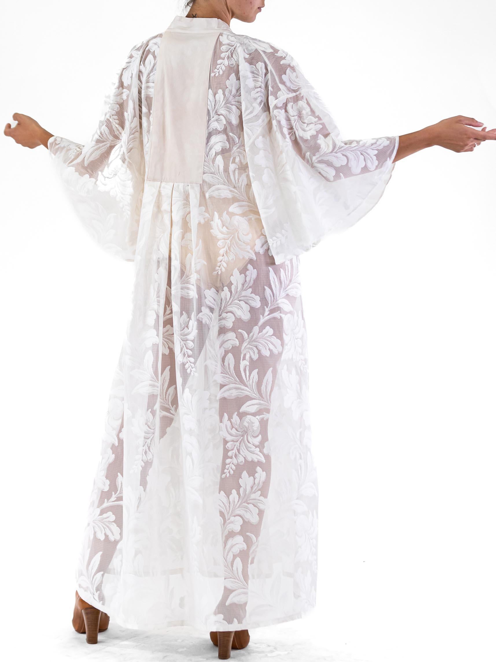 Women's MORPHEW COLLECTION White Poly/Nylon Baroque Leaf Lace Kaftan For Sale