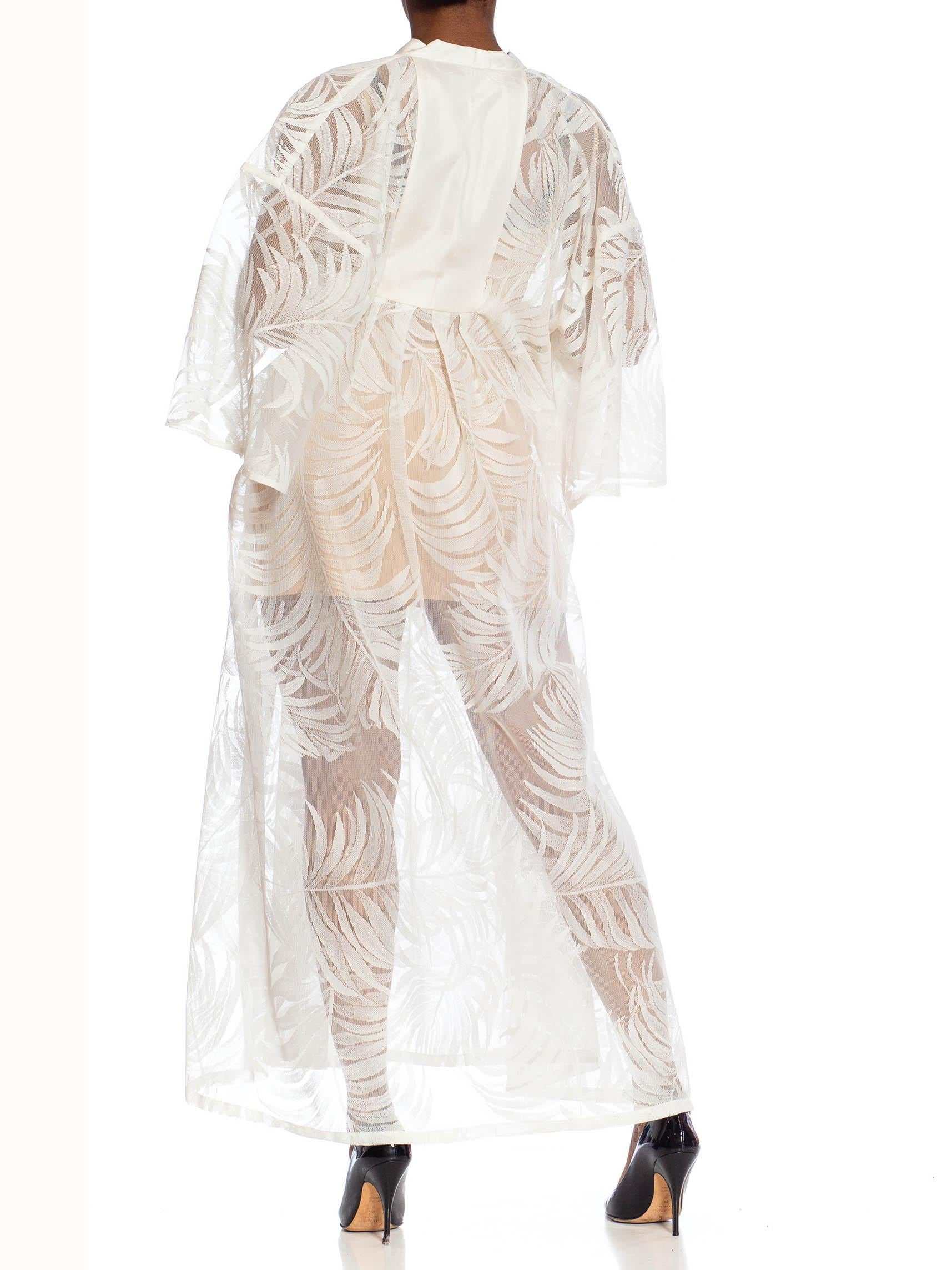 MORPHEW COLLECTION White Poly/Nylon Tropical Foliage Lace Kaftan In Excellent Condition For Sale In New York, NY