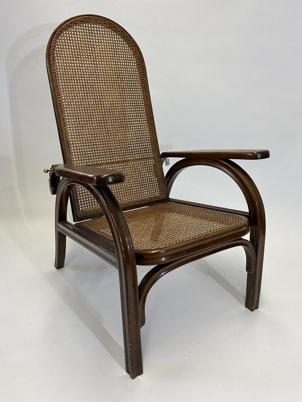 Morris verstellbarer Stuhl Nr.6392 von Otto Prutscher für Thonet Österreich in sehr gutem Originalzustand mit Gebrauchsspuren.