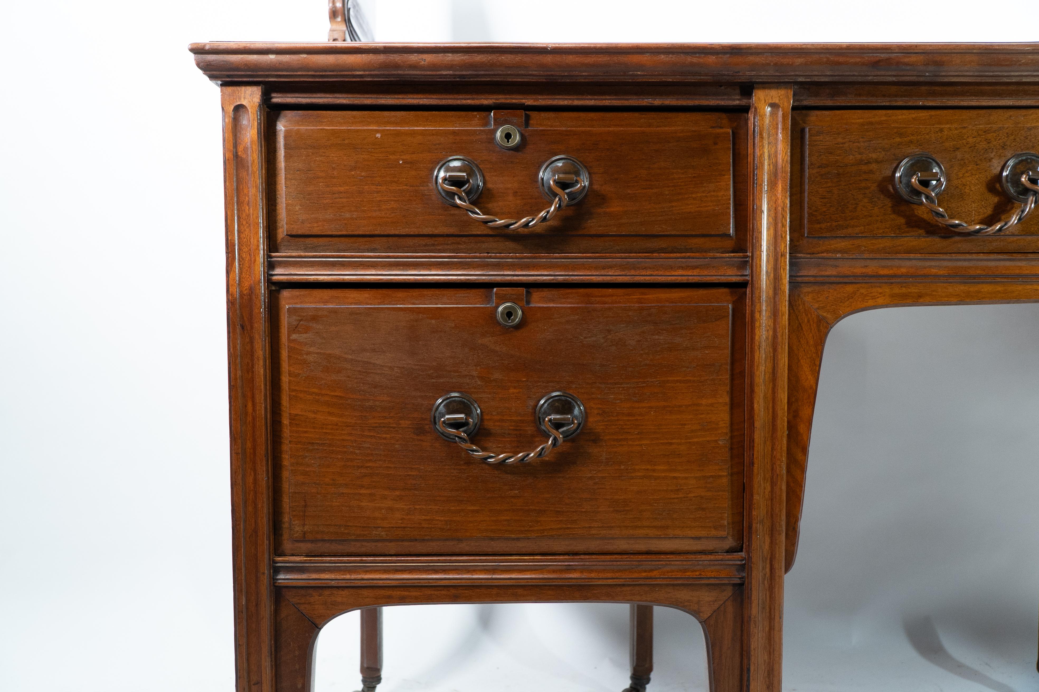 Morris and Co attributed. A subtle Anglo-Japanese walnut sideboard dresser For Sale 8