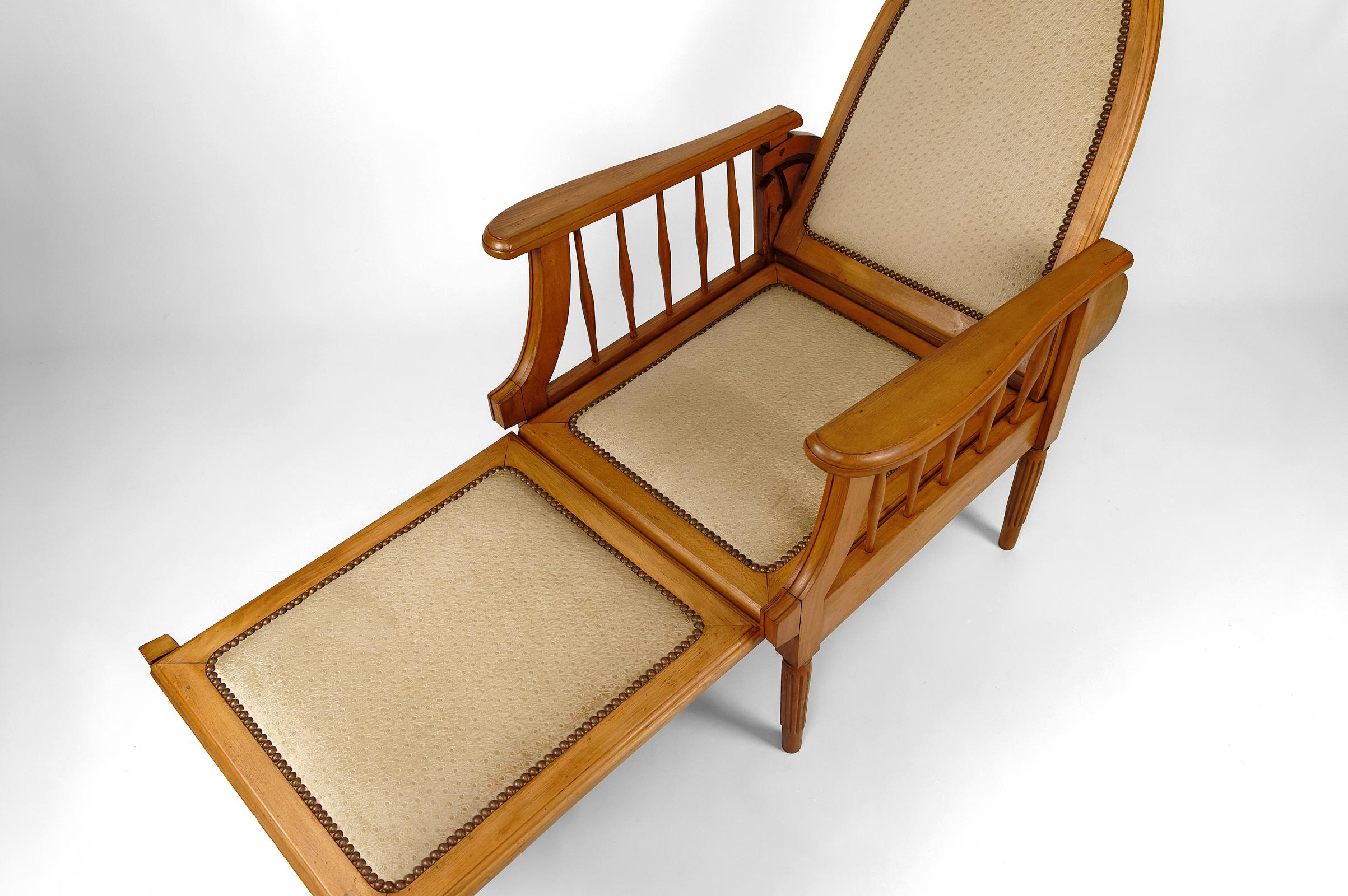 Fabric Morris armchair / lounge chair in beech, Art Deco, France, Circa 1925 For Sale