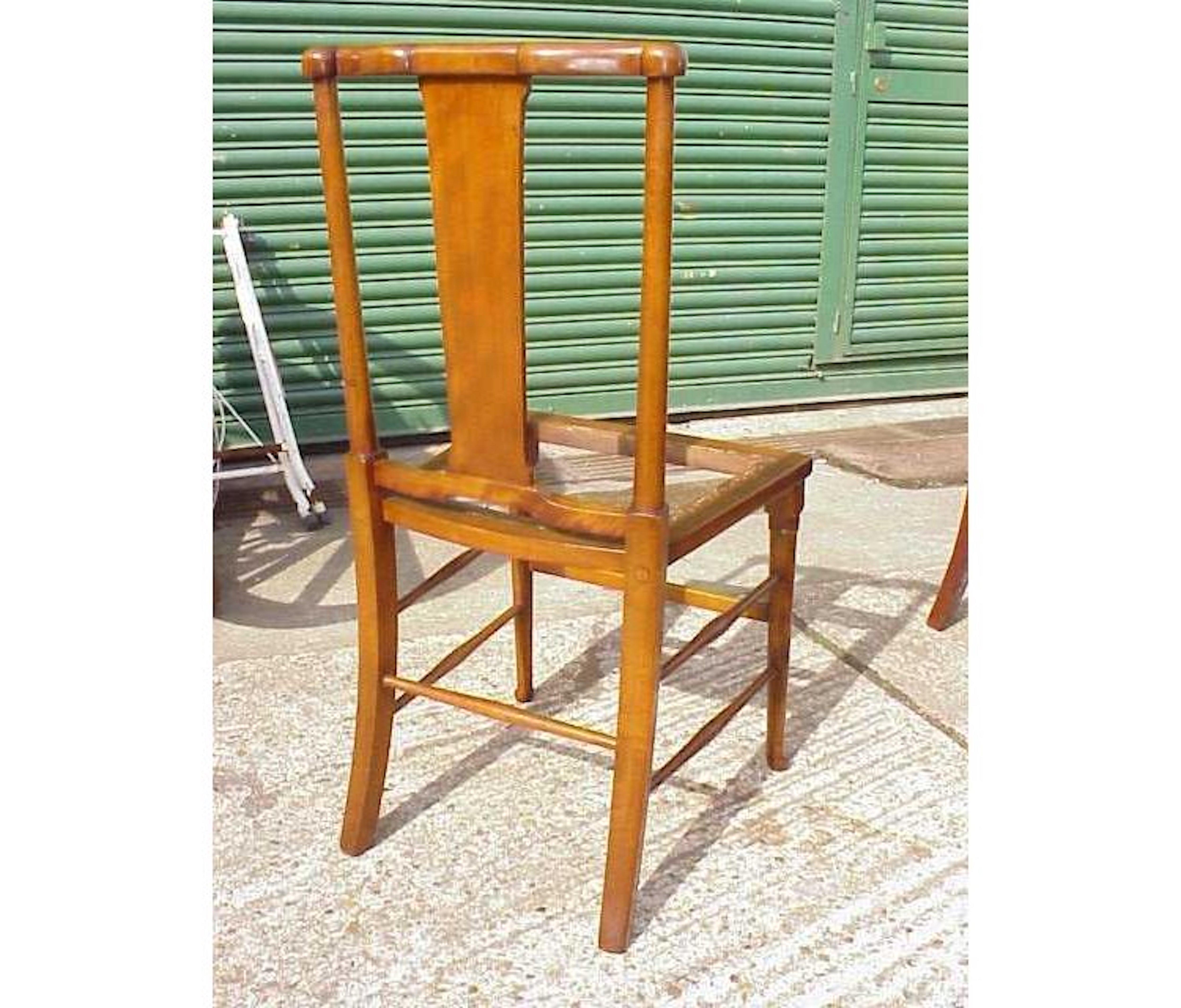 English Morris & Co. a Set of Fourteen Arts & Crafts Queen Anne Mahogany Dining Chairs For Sale