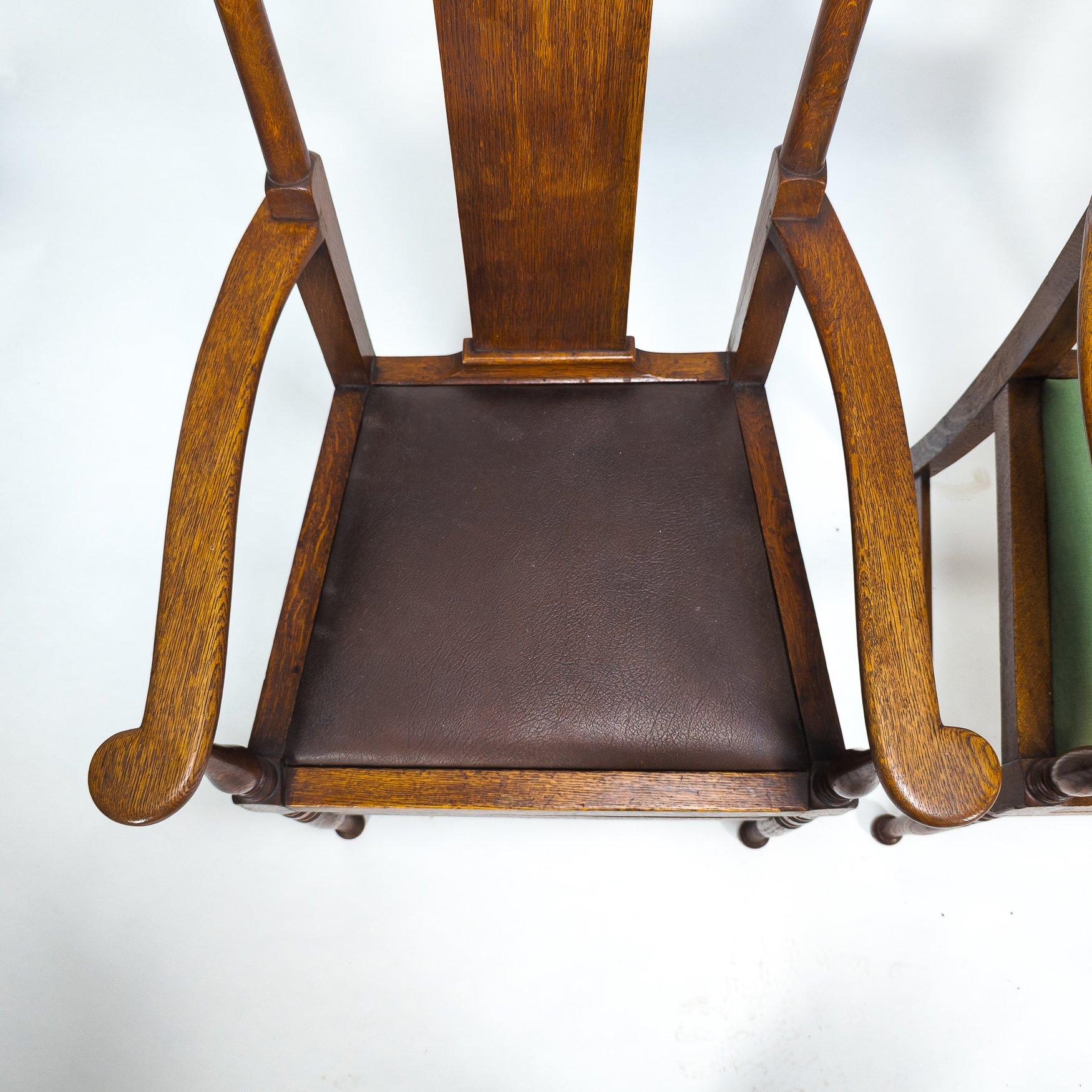 Morris & Co. Fauteuils de salle à manger en Oak Arts & Crafts, Design/One Bon état - En vente à London, GB