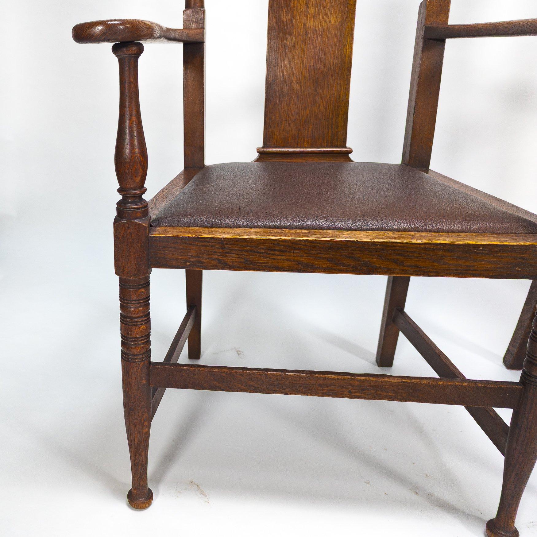 Morris & Co. Fauteuils de salle à manger en Oak Arts & Crafts, Design/One en vente 1