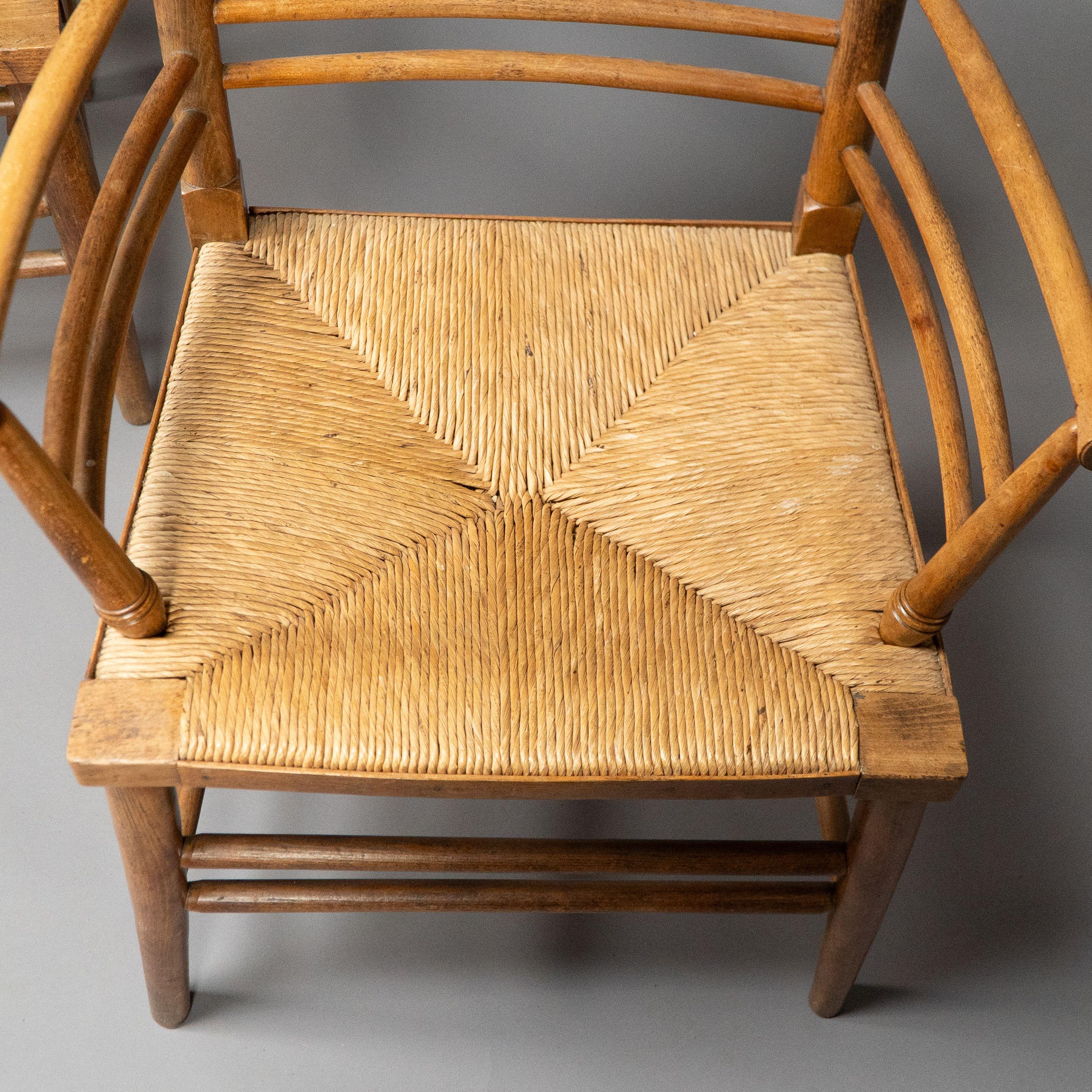 Morris & Co attribué à Philip Webb. Rare paire de fauteuils en hêtre de Beeche en vente 12