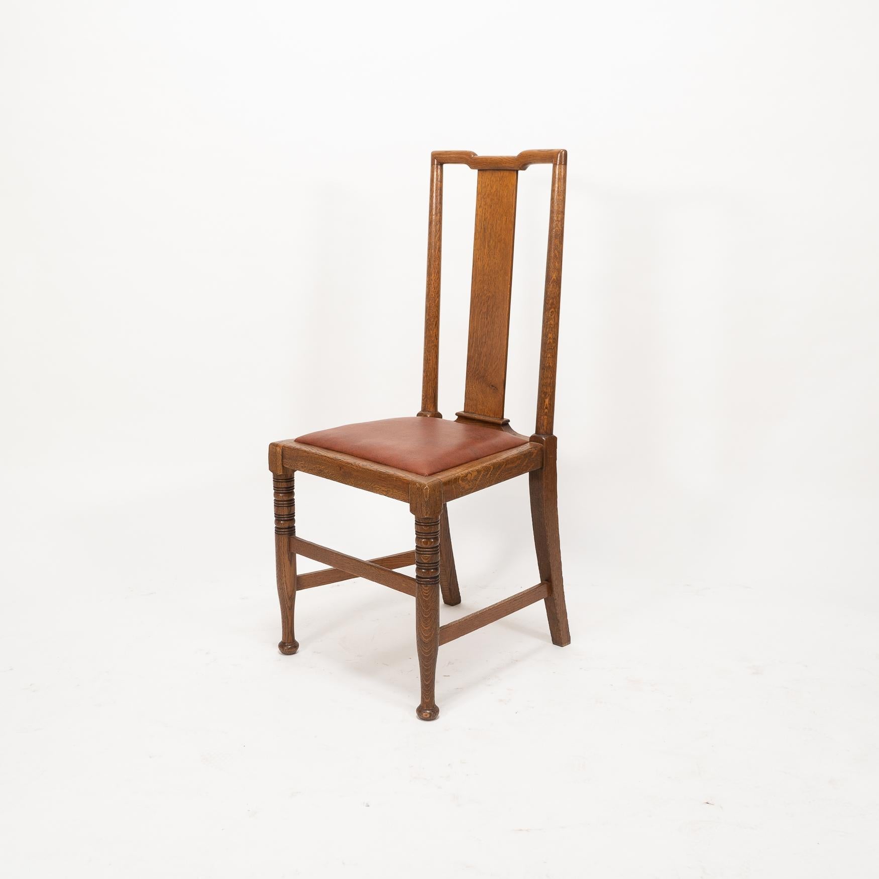 Morris & Co. Vier Arts & Crafts-Esszimmerstühle aus Eiche, entworfen in den Büros von Shaw im Angebot 10