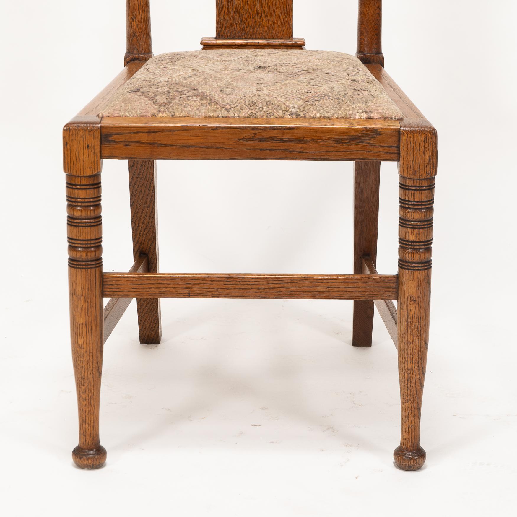 Morris & Co. Sechs Arts & Crafts-Esszimmerstühle aus Eiche, entworfen in den Büros von Shaw im Angebot 7