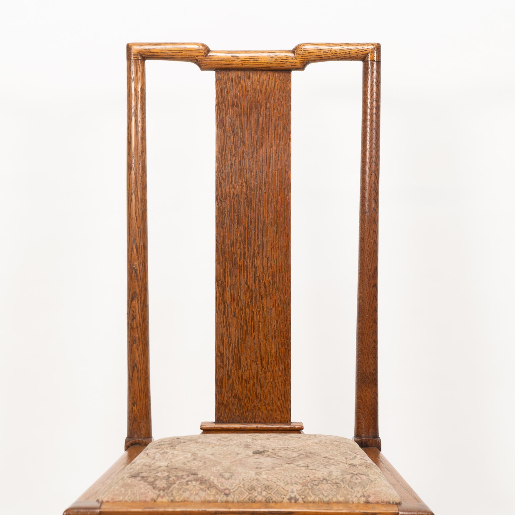 Morris & Co. Sechs Arts & Crafts-Esszimmerstühle aus Eiche, entworfen in den Büros von Shaw im Angebot 8