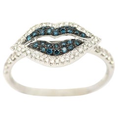 Morris & David 14 Karat White Gold 0.42 Carat Diamond Lips Ring