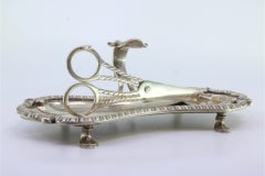 Morrões tray & scissors w/ corded edge & 4 double feet