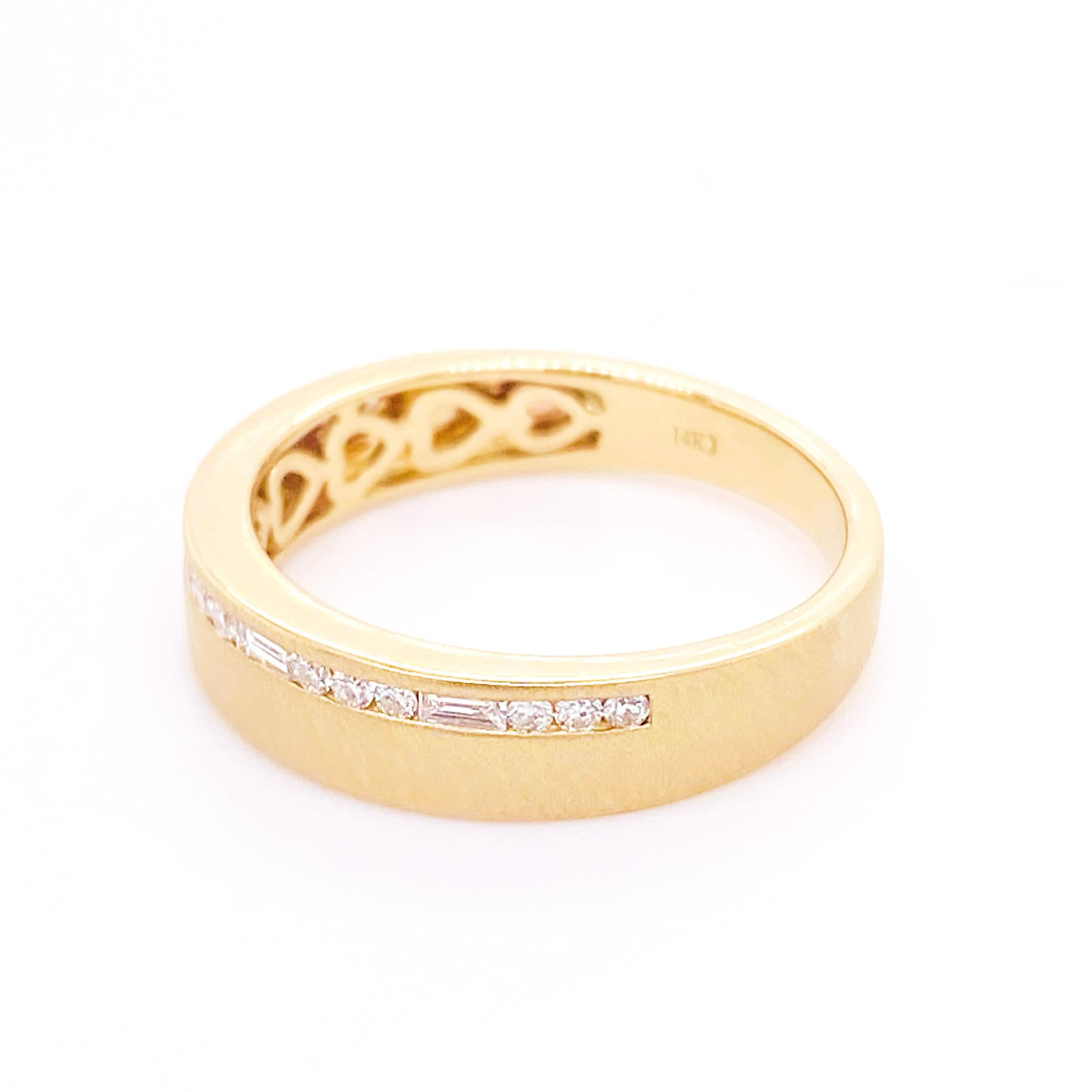 Morse Code Asymmetrischer Ehering mit Diamanten, Baguette und runden Diamanten (Zeitgenössisch)