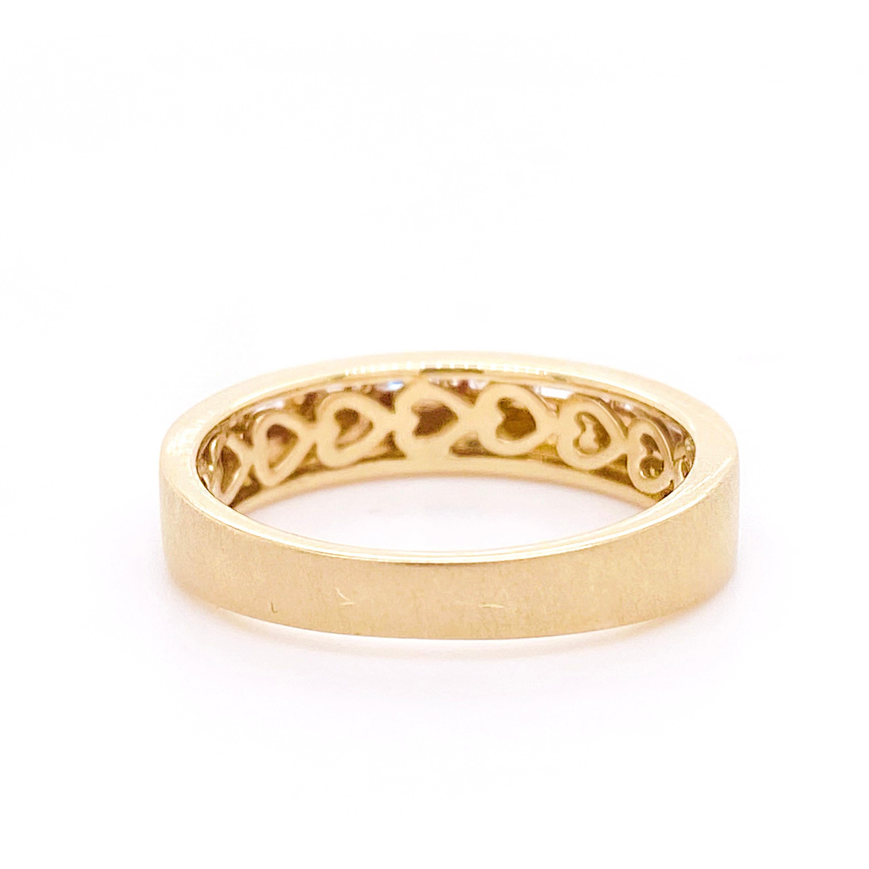 Morse Code Asymmetrischer Ehering mit Diamanten, Baguette und runden Diamanten (Rundschliff)