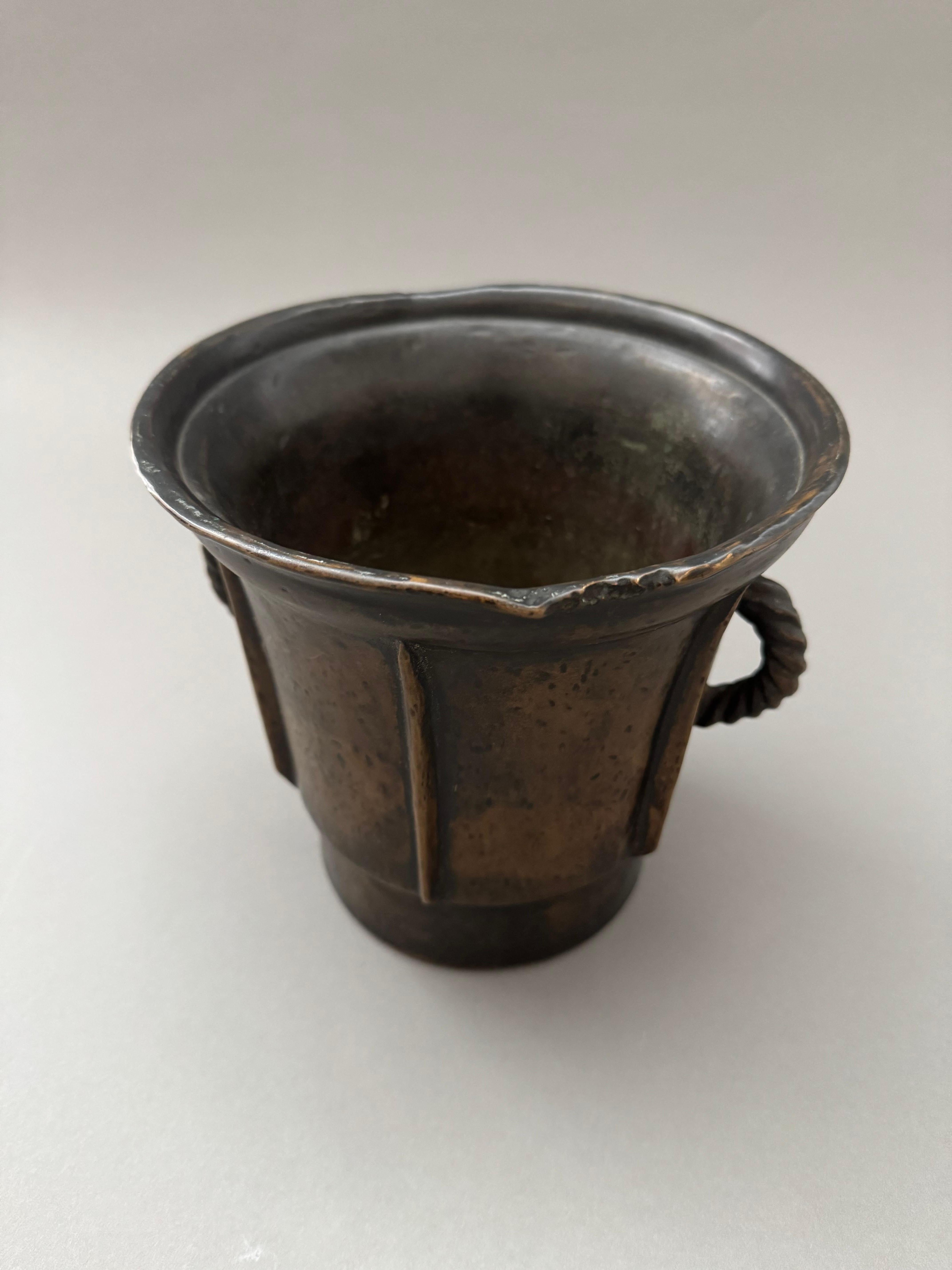 Mortaio in bronzo - Toscana XVI secolo en vente 1