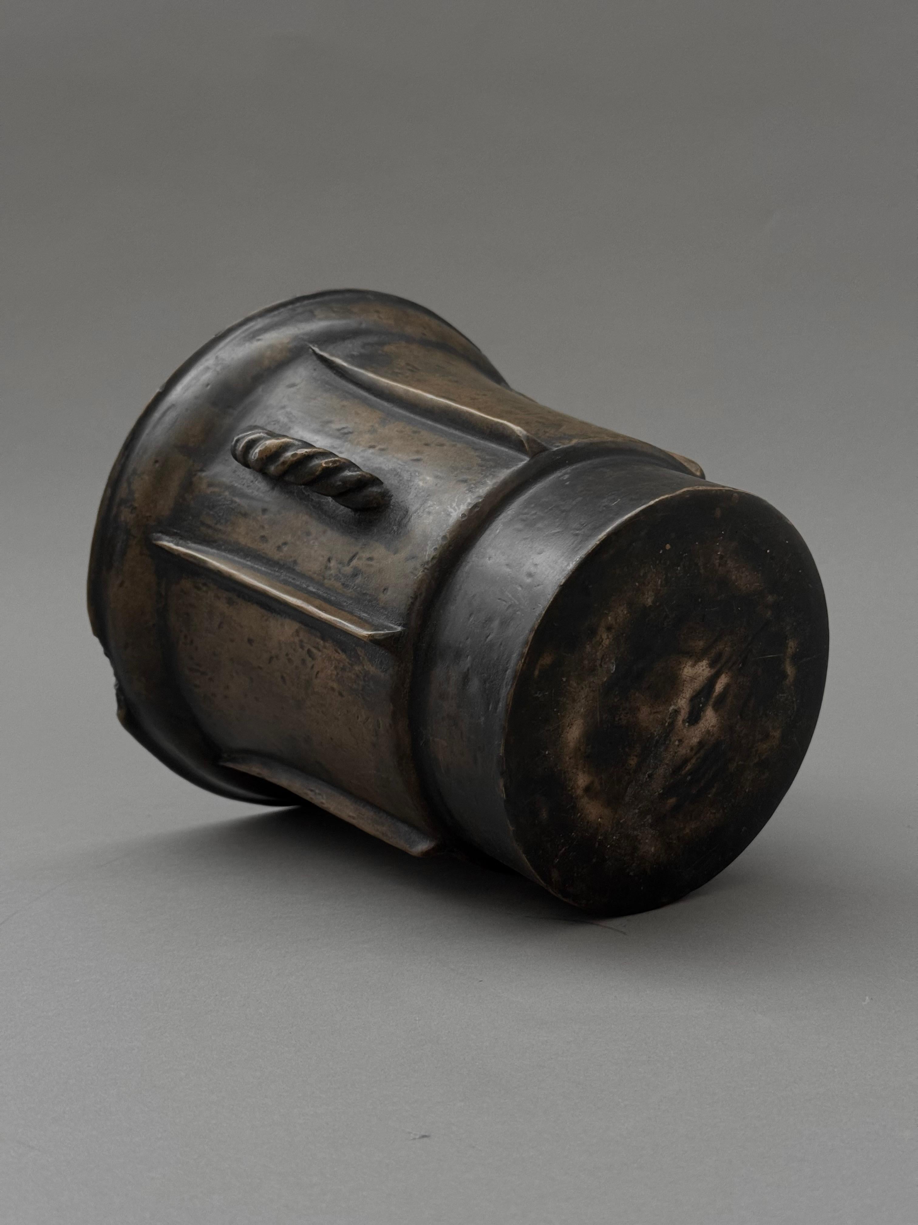 Mortaio in bronzo - Toscana XVI secolo en vente 3