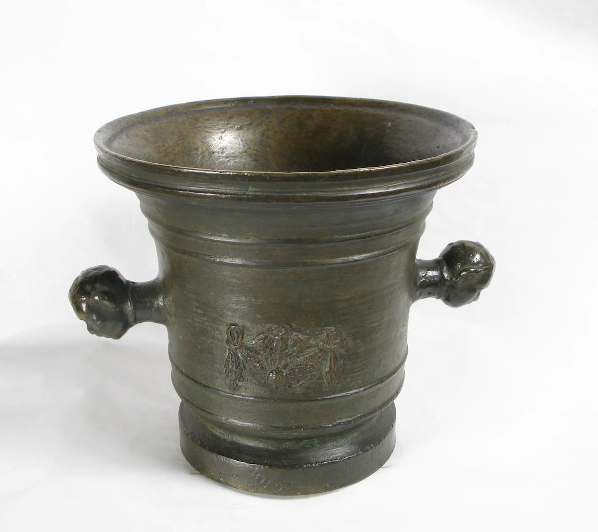 Bronze mortar, Veneto, 16th century For Sale 1