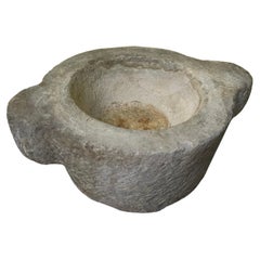 Round hand-carved Italian gray marble pesto mortar from the 19th century