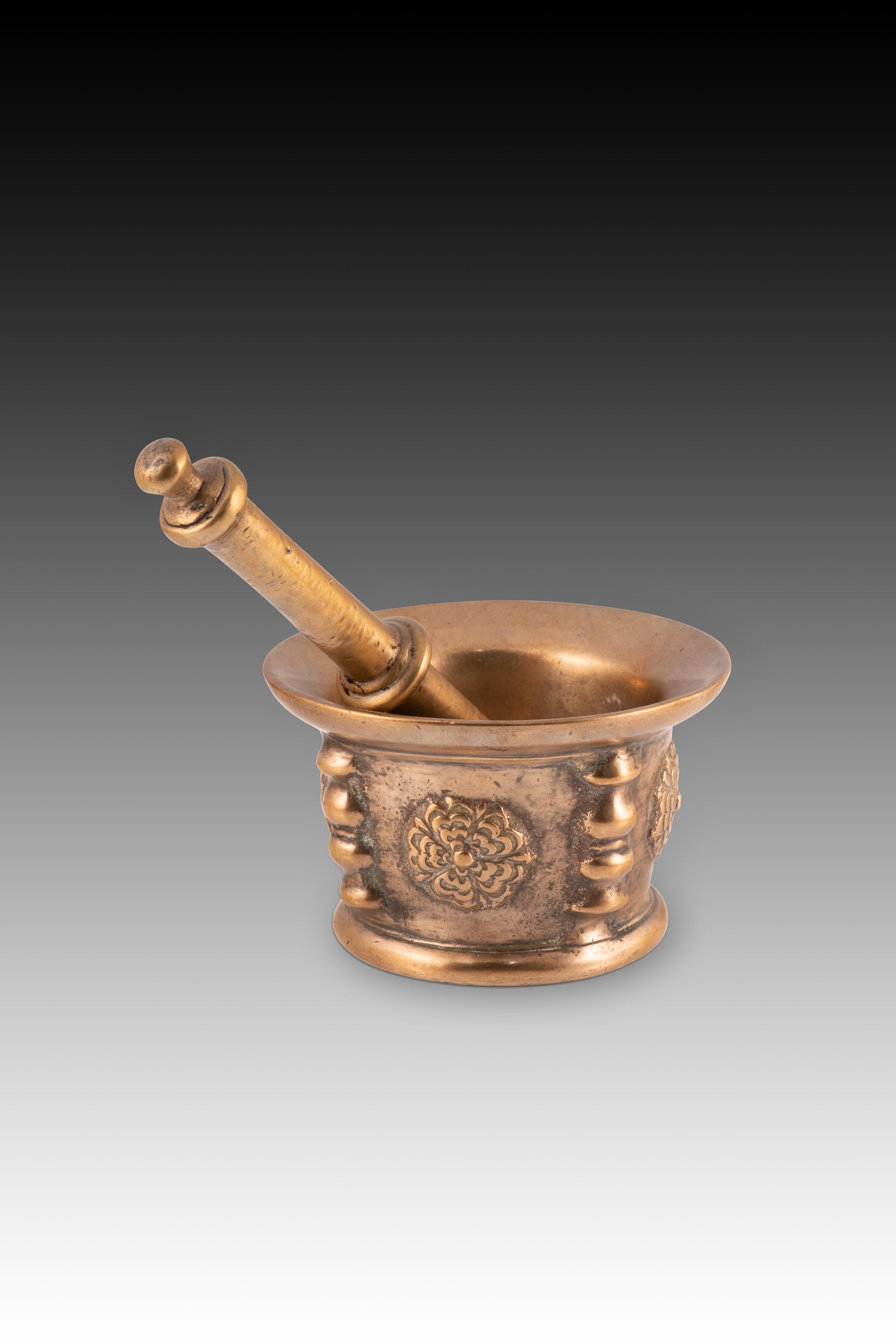 Autre Mortier et pilon. Bronze. XIXème siècle. en vente