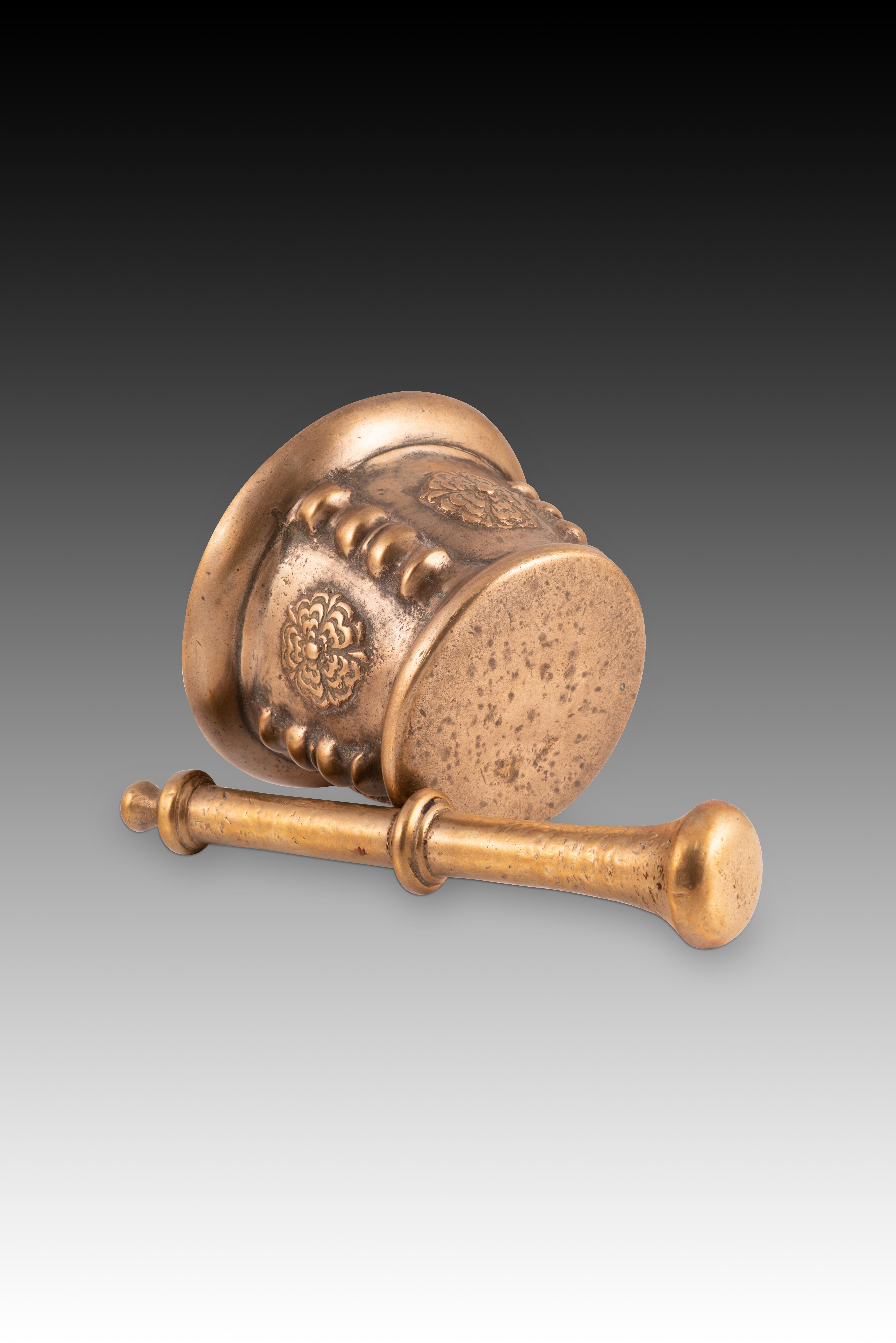 Mortier et pilon. Bronze. XIXème siècle. en vente 1