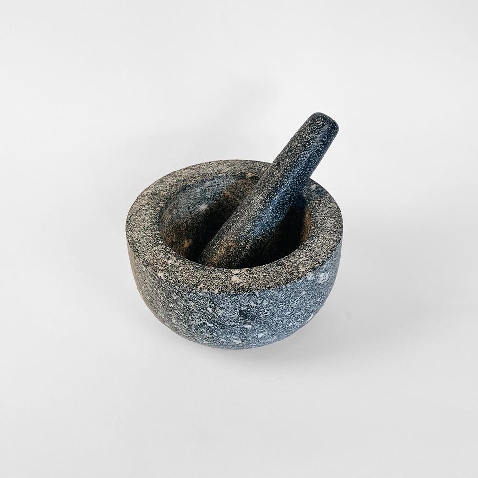 Mortar und Stößel aus massivem grauem Granit (amerikanisch) im Angebot