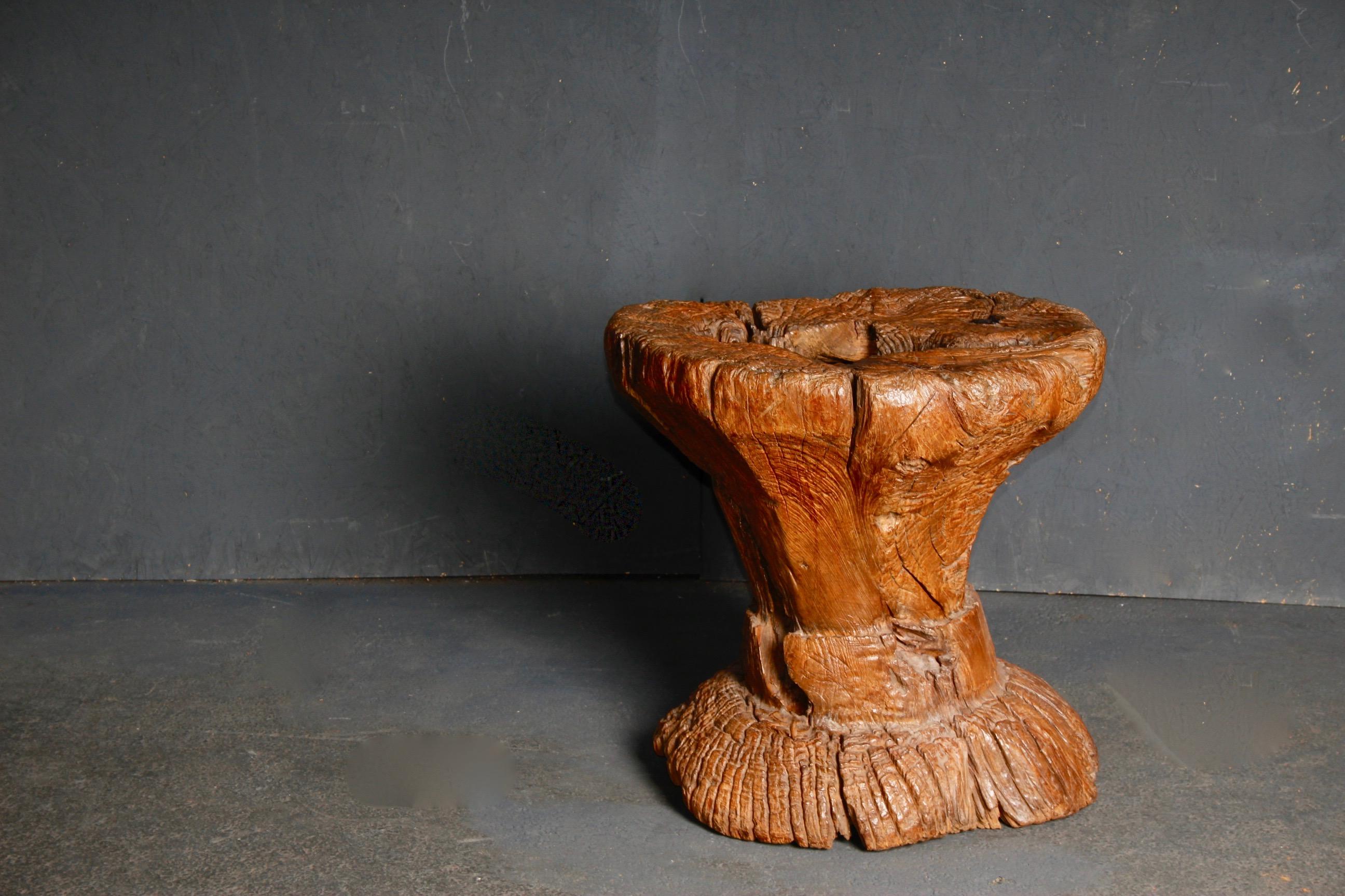 African Mortar carved in a probably very old trunk For Sale