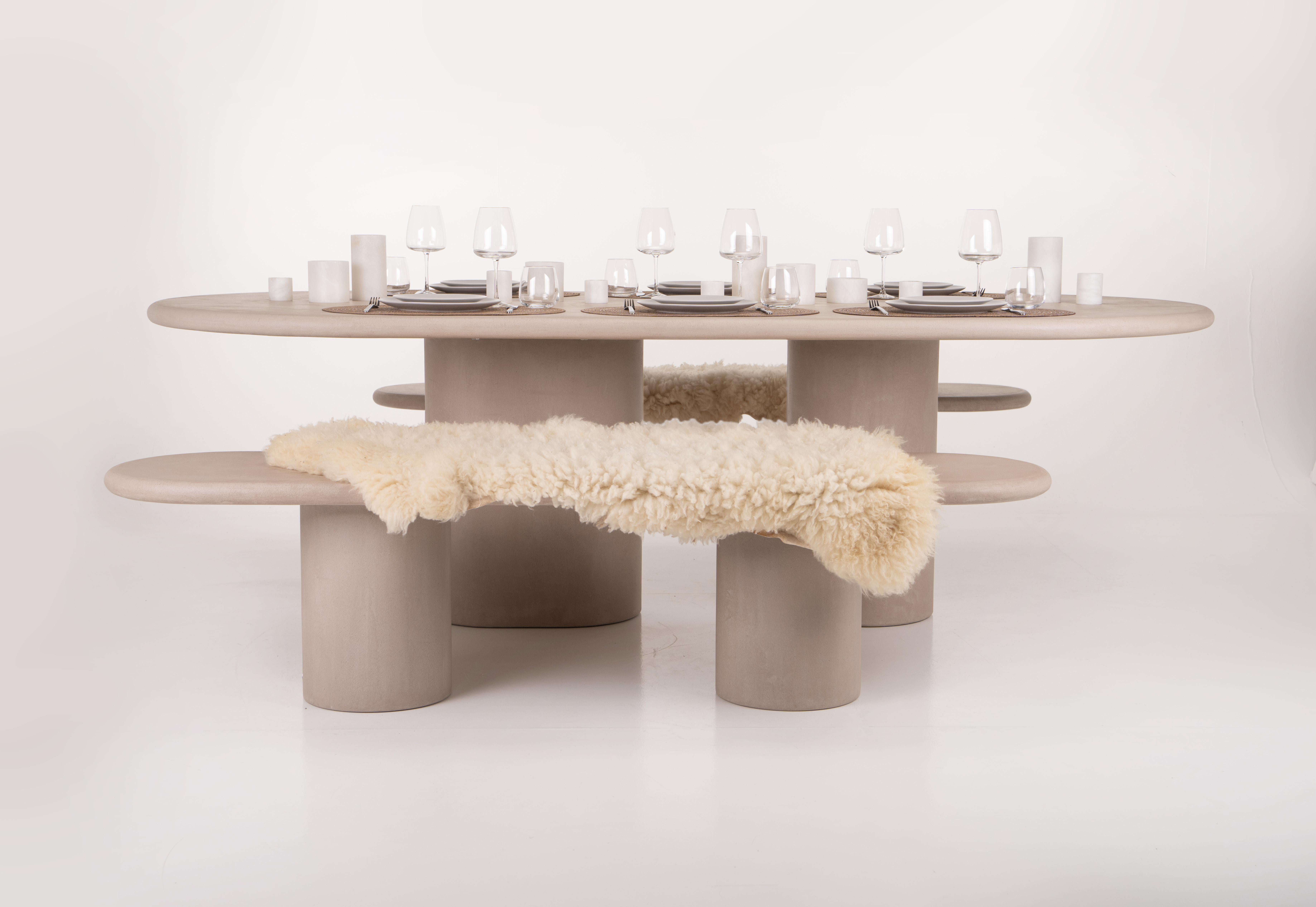 XXIe siècle et contemporain Table de salle à manger colonne 240 par Isabelle Beaumont en vente