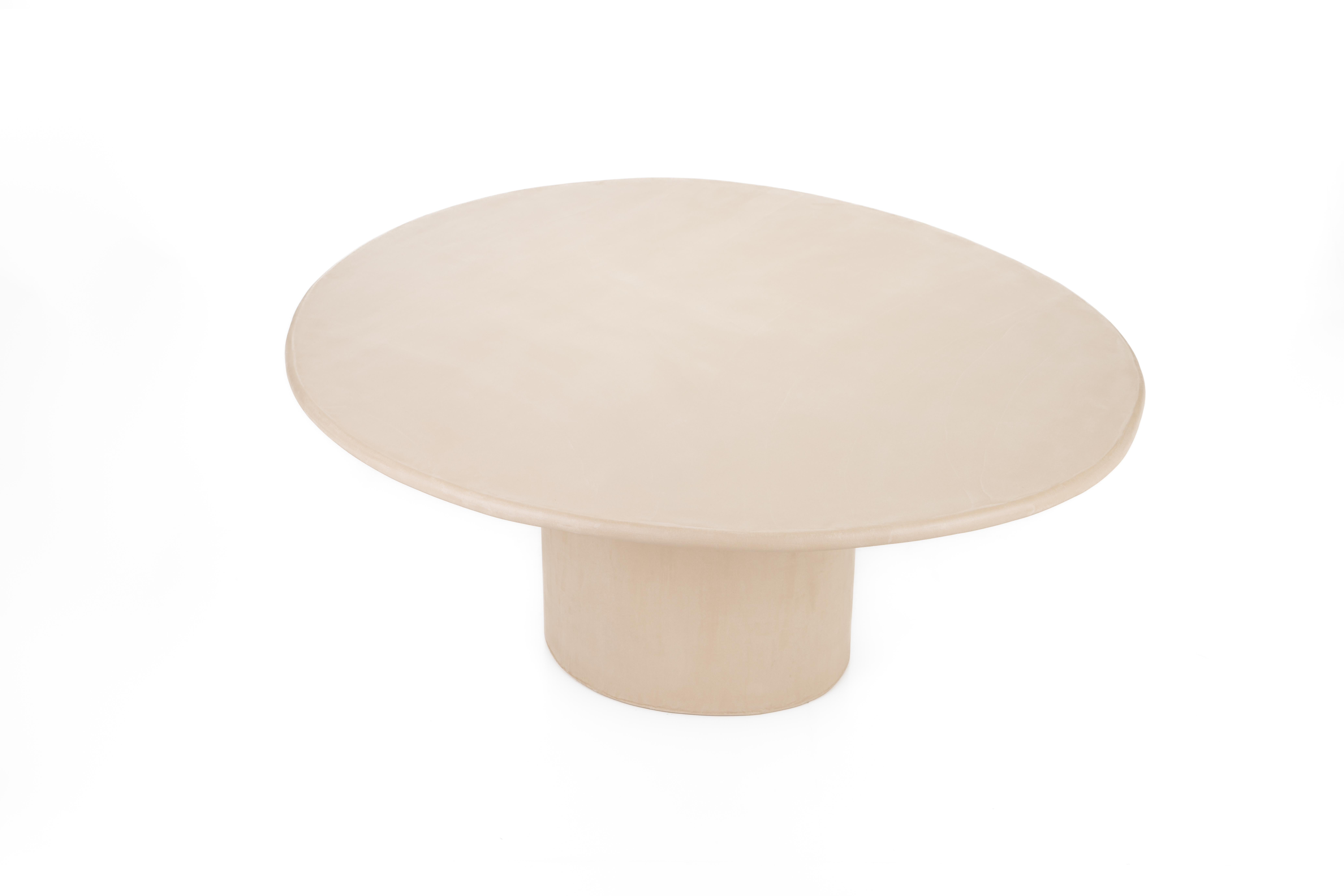 Contemporary Belgian design / Handcrafted / Organic shape / Ecological material / Natural lime plaster / Concrete look / Made on demand

The name of the Sami collection is a combination of the Dutch word 'samen' (together) and the Japanese word