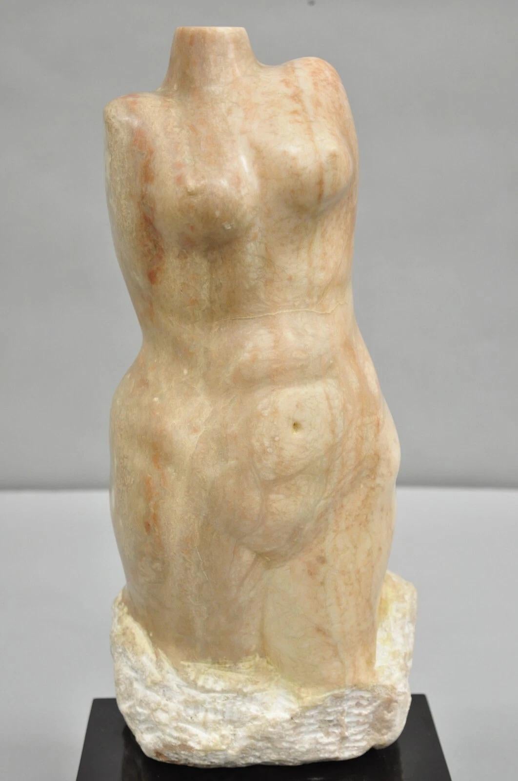 Moderne Morton Gaffin Buste de femme nue Moderniste Sculpture en albâtre sculpté à la pêche en vente