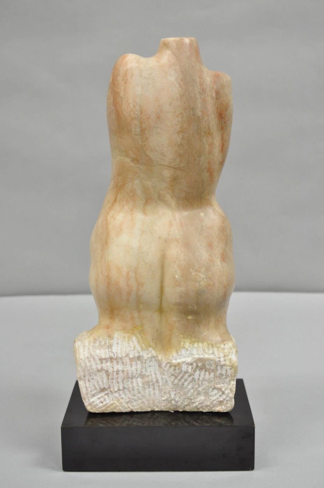 Morton Gaffin Buste de femme nue Moderniste Sculpture en albâtre sculpté à la pêche en vente 1