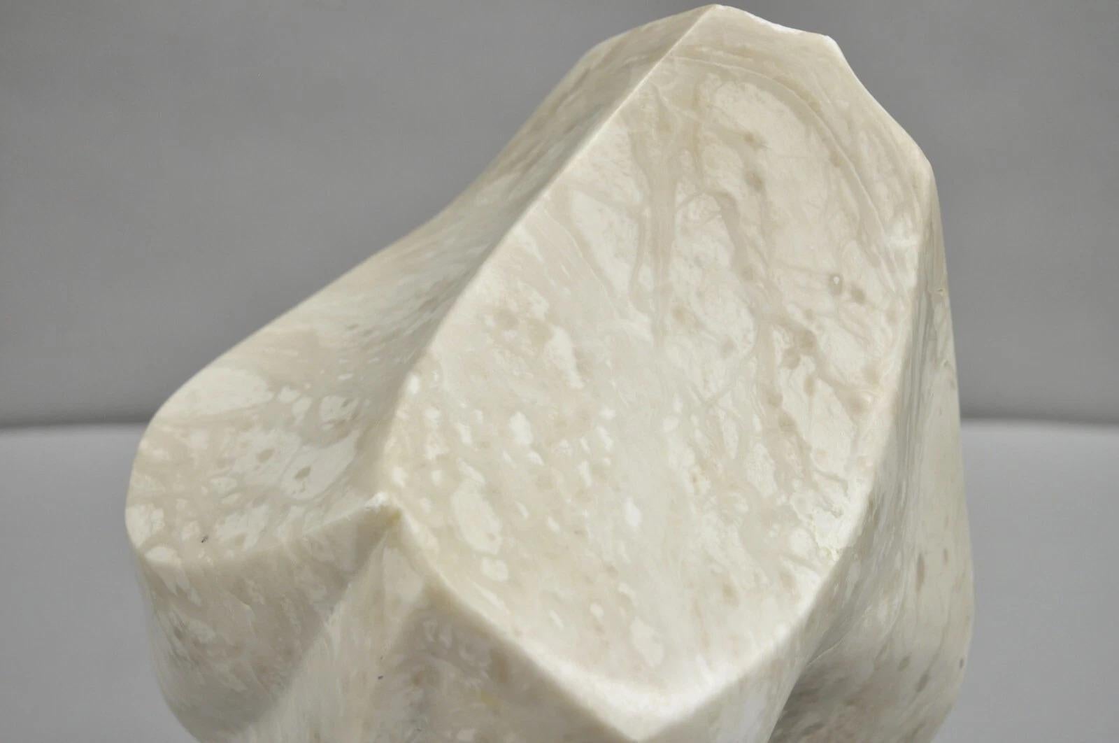 Morton Gaffin Untitled 1992 Modernist Carved White Alabaster Abstract Sculpture en vente 1