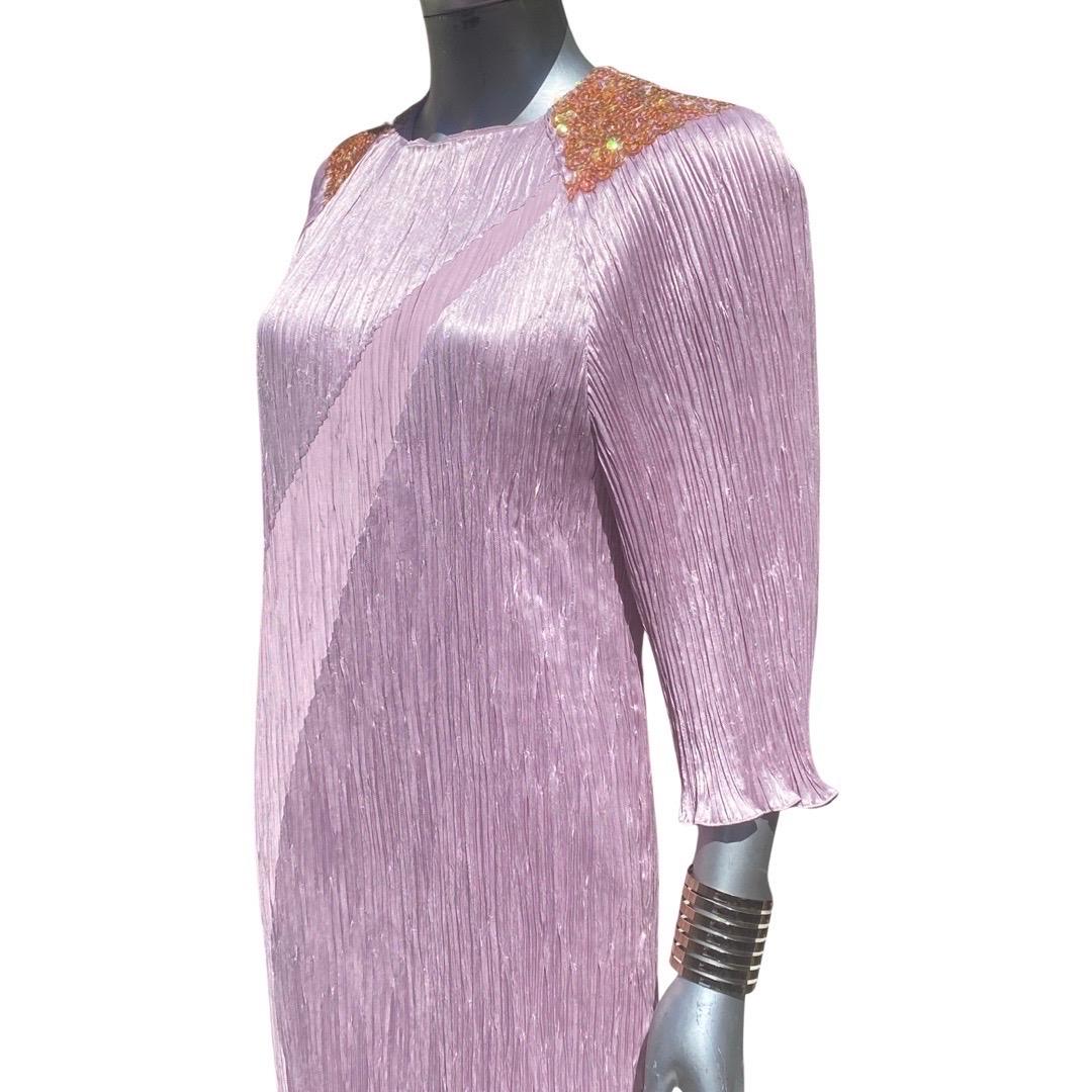 Morton Miles - Robe chemisier plissée lavande ornée de perles Fortuny, taille 8 en vente 1