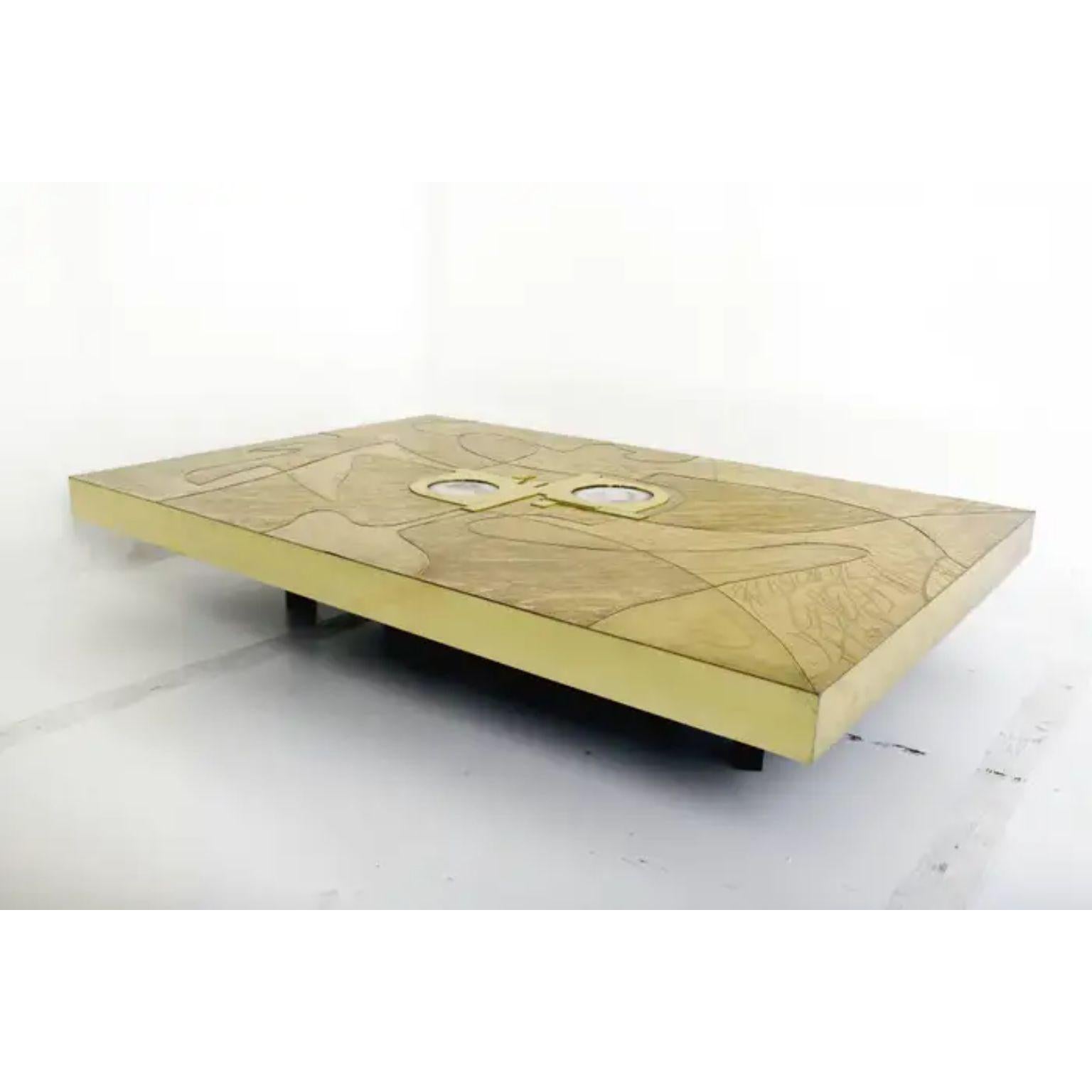 Mosaic 2 Stone And Brass Coffee Table by Brutalist Be
One Of A Kind
Dimensions: D 100 x W 140 x H 35 cm.
Materials: Brass and agate stone.

Also available in copper and in matte, glossy or black-patinated finishes. Please contact us. 

Abstract hand