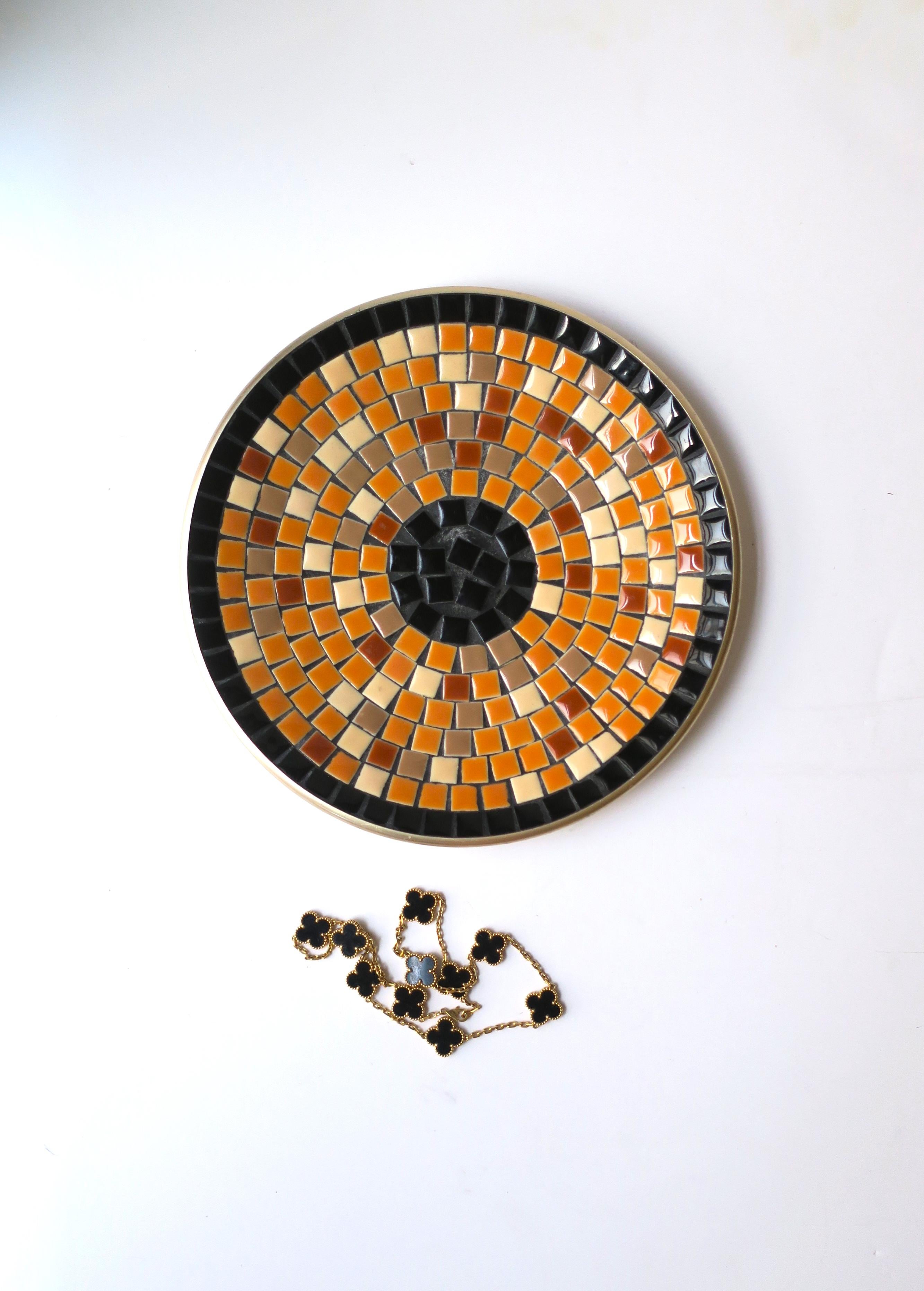 Mid-Century Modern Mosaic Ceramic Tile Dish Vide-Poche Catchall Black and Terracotta, circa 1960s For Sale