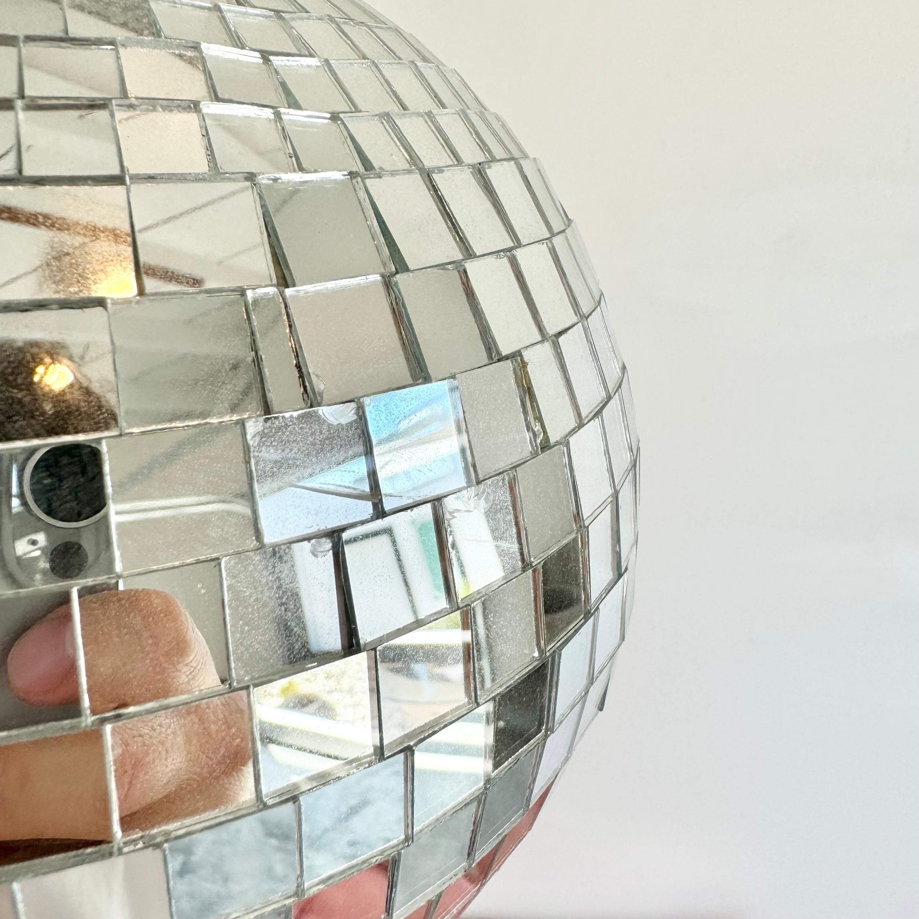 Disco-Kugel aus Mosaikglas, 1980er Jahre, USA im Angebot 3