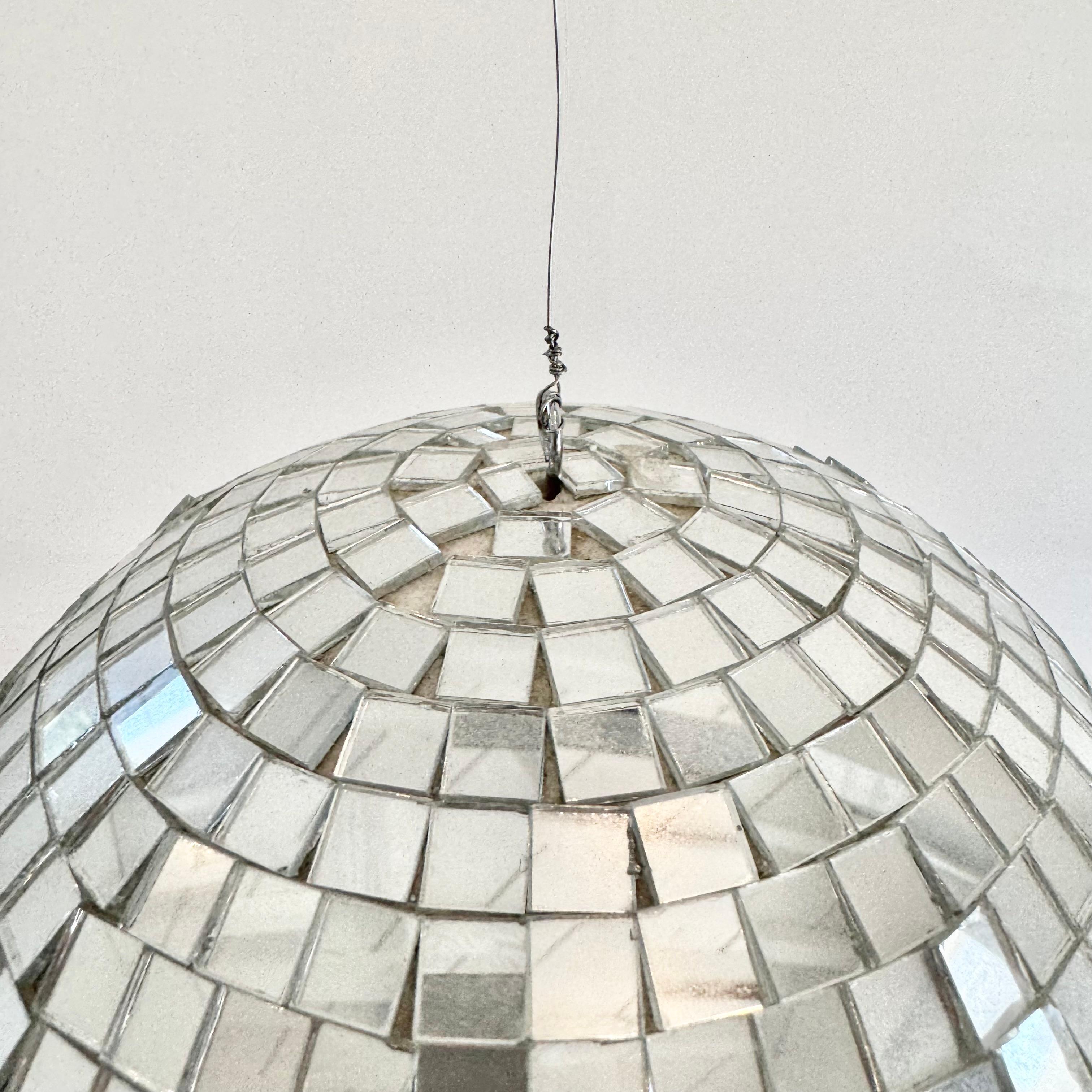 Disco-Kugel aus Mosaikglas, 1980er Jahre, USA (amerikanisch) im Angebot