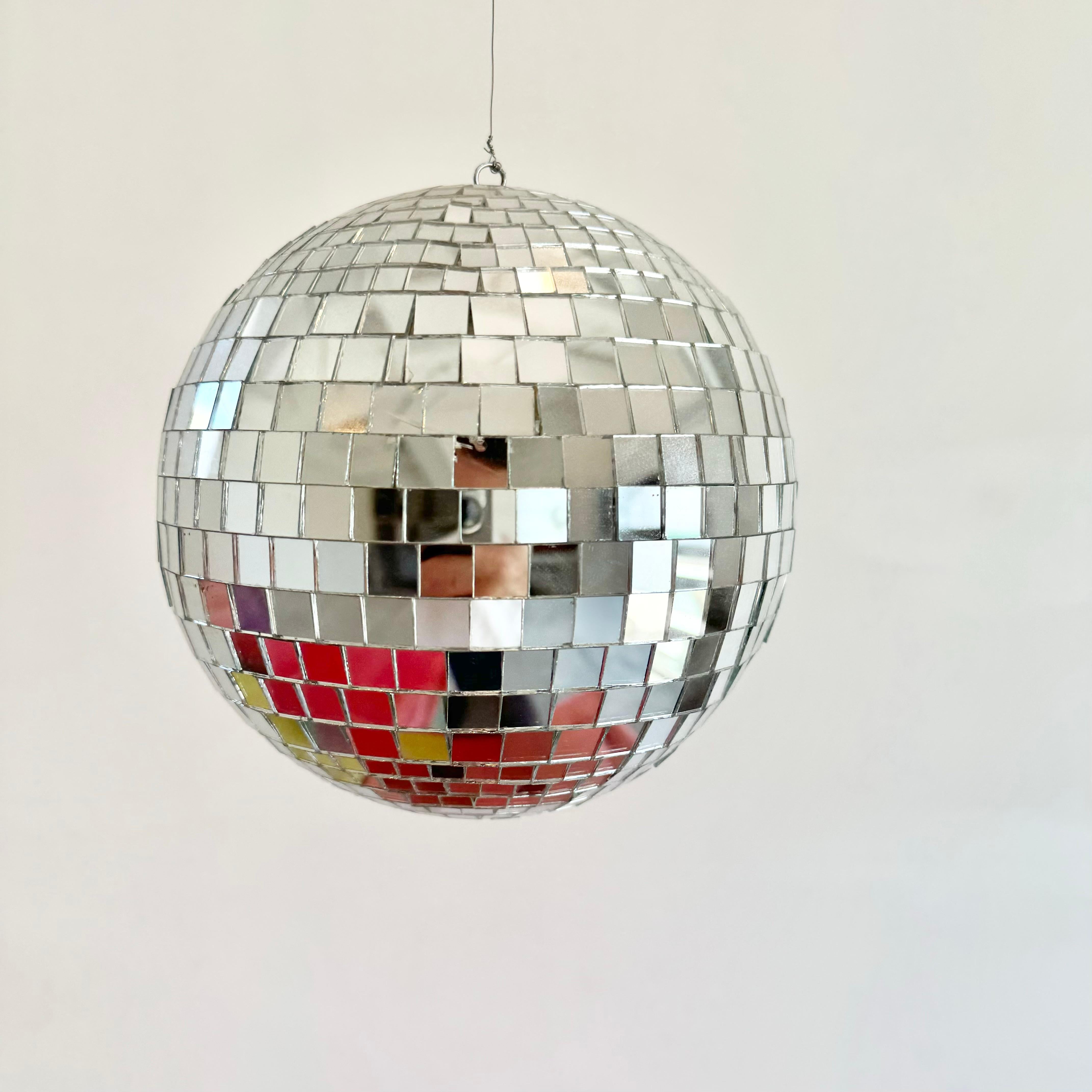 Disco-Kugel aus Mosaikglas, 1980er Jahre, USA (Ende des 20. Jahrhunderts) im Angebot