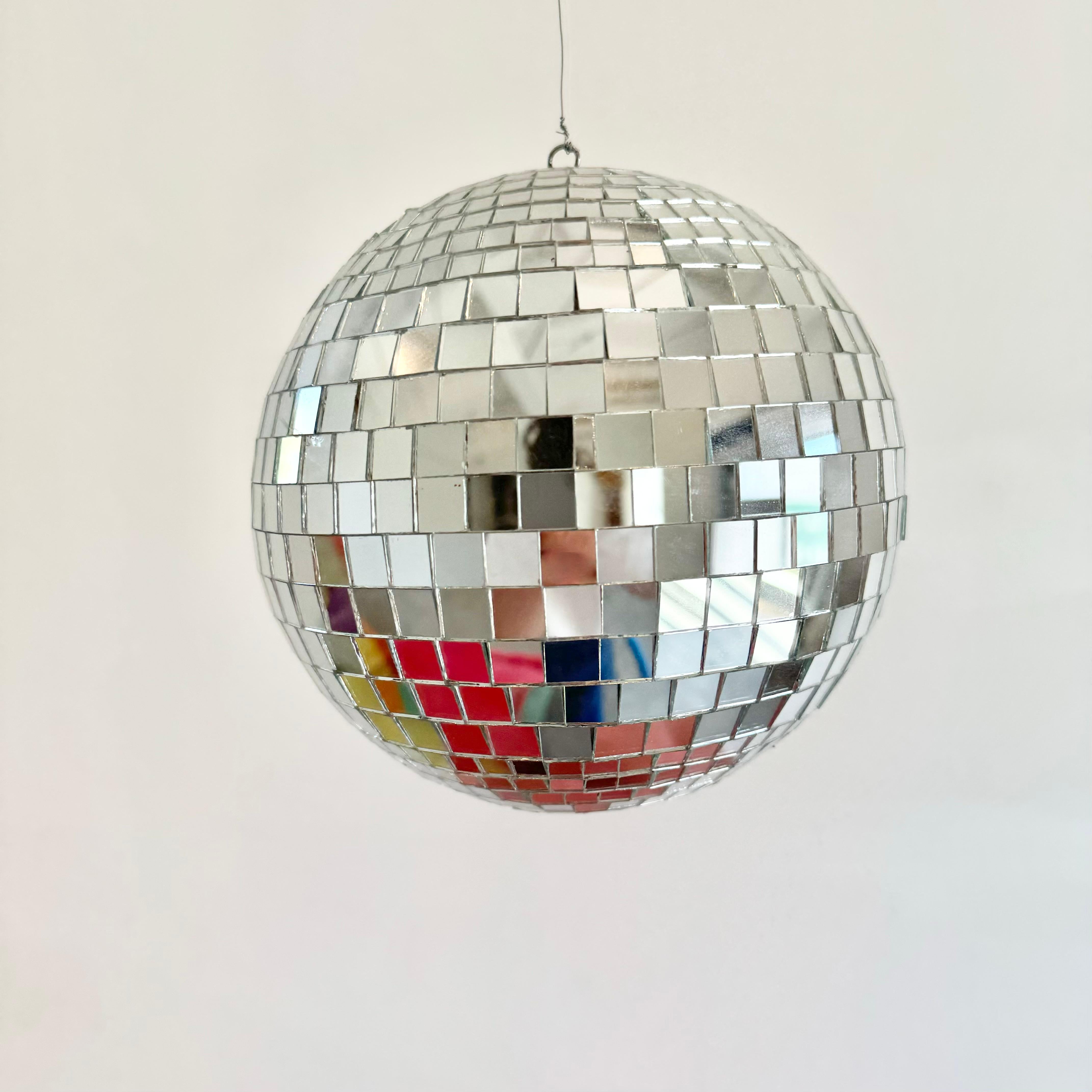 Disco-Kugel aus Mosaikglas, 1980er Jahre, USA (Metall) im Angebot