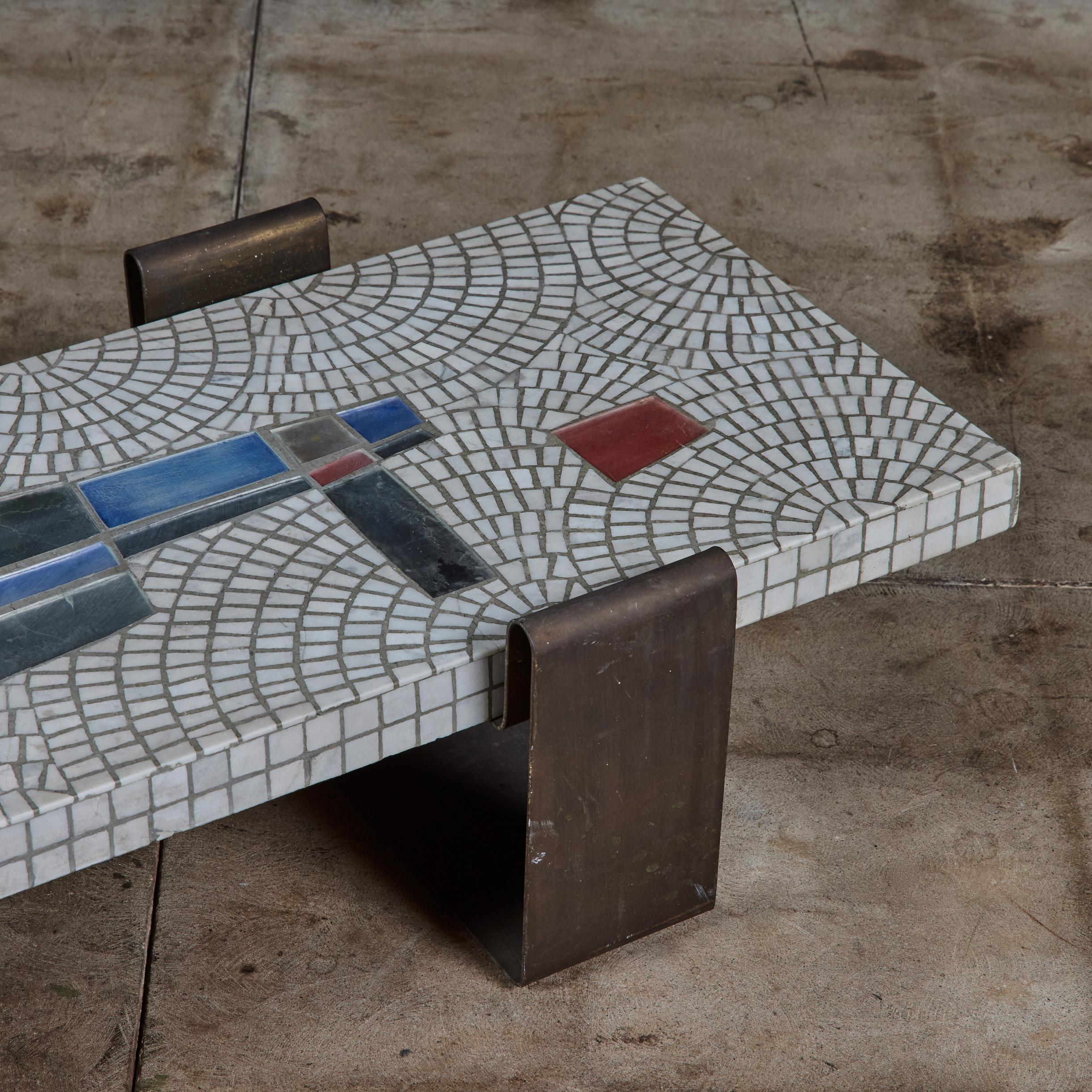 Mesa de centro de mosaico de azulejos de vidrio en venta 5