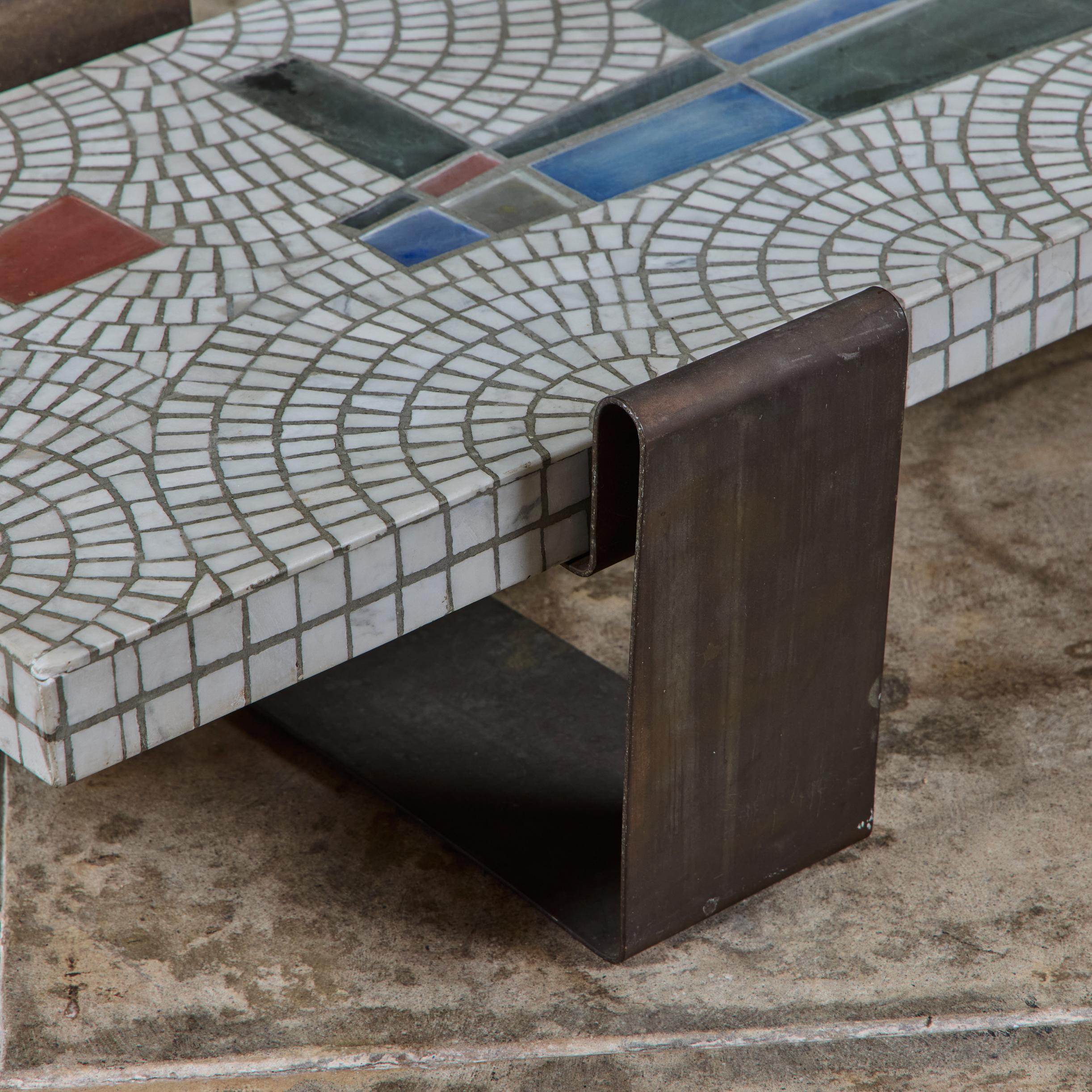 Mesa de centro de mosaico de azulejos de vidrio en venta 8