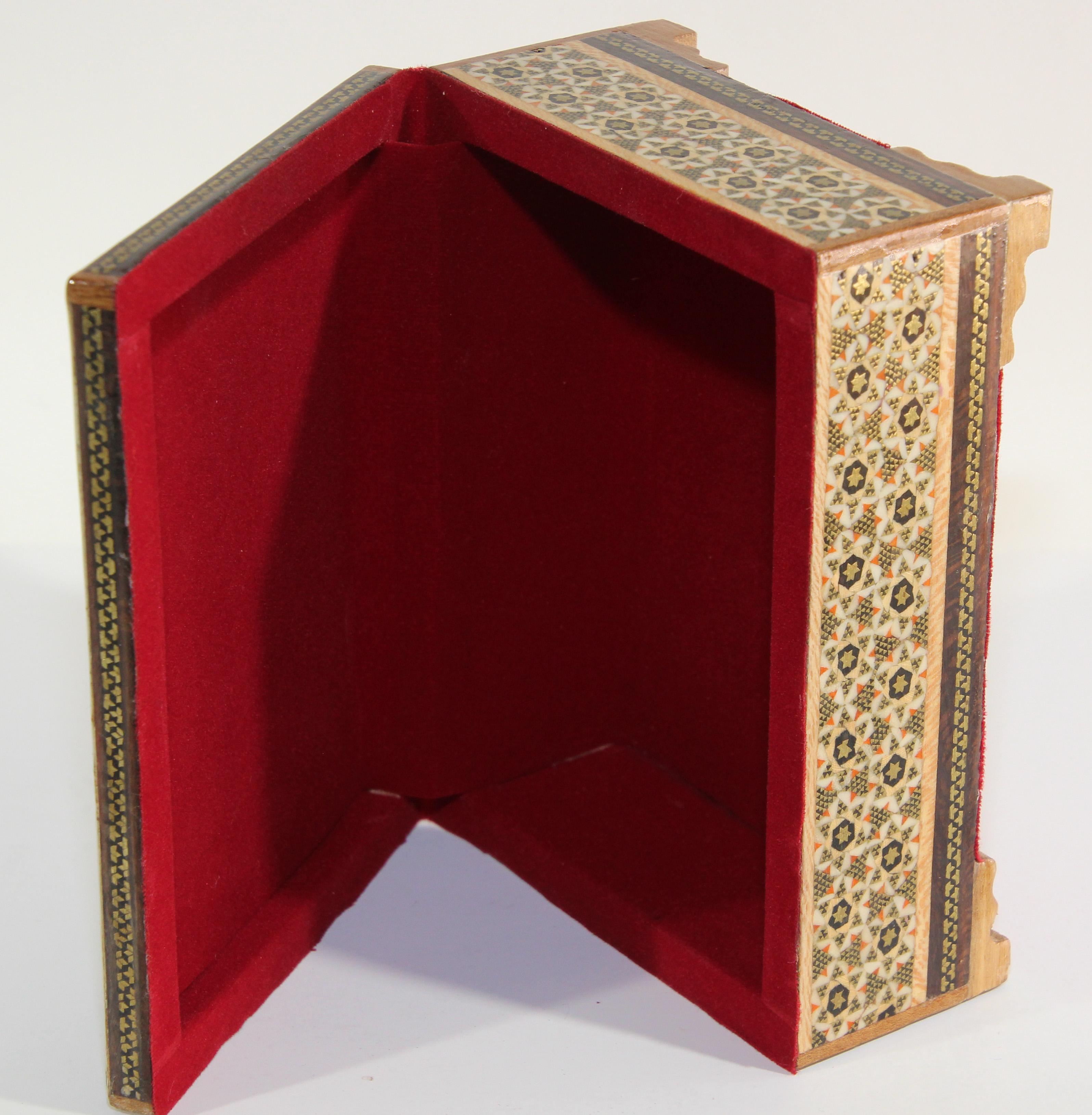 Boîte à bijoux mauresque en mosaïque du Moyen-Orient en vente 3