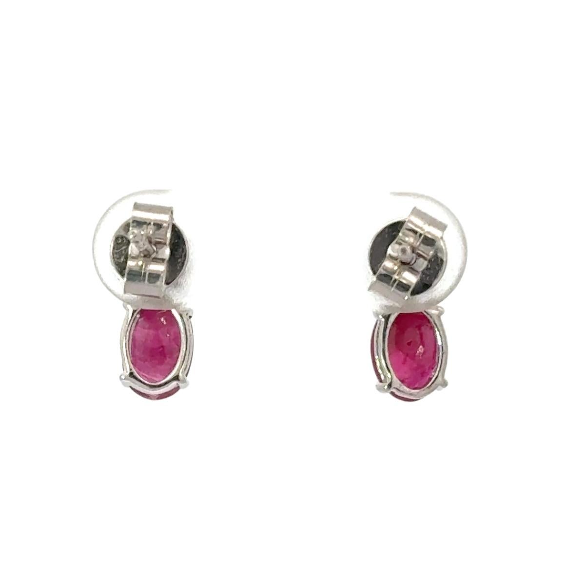 Orecchini di rubino sfaccettato con pietra di nascita di luglio per il regalo della festa della mamma in argento 925 in vendita 5