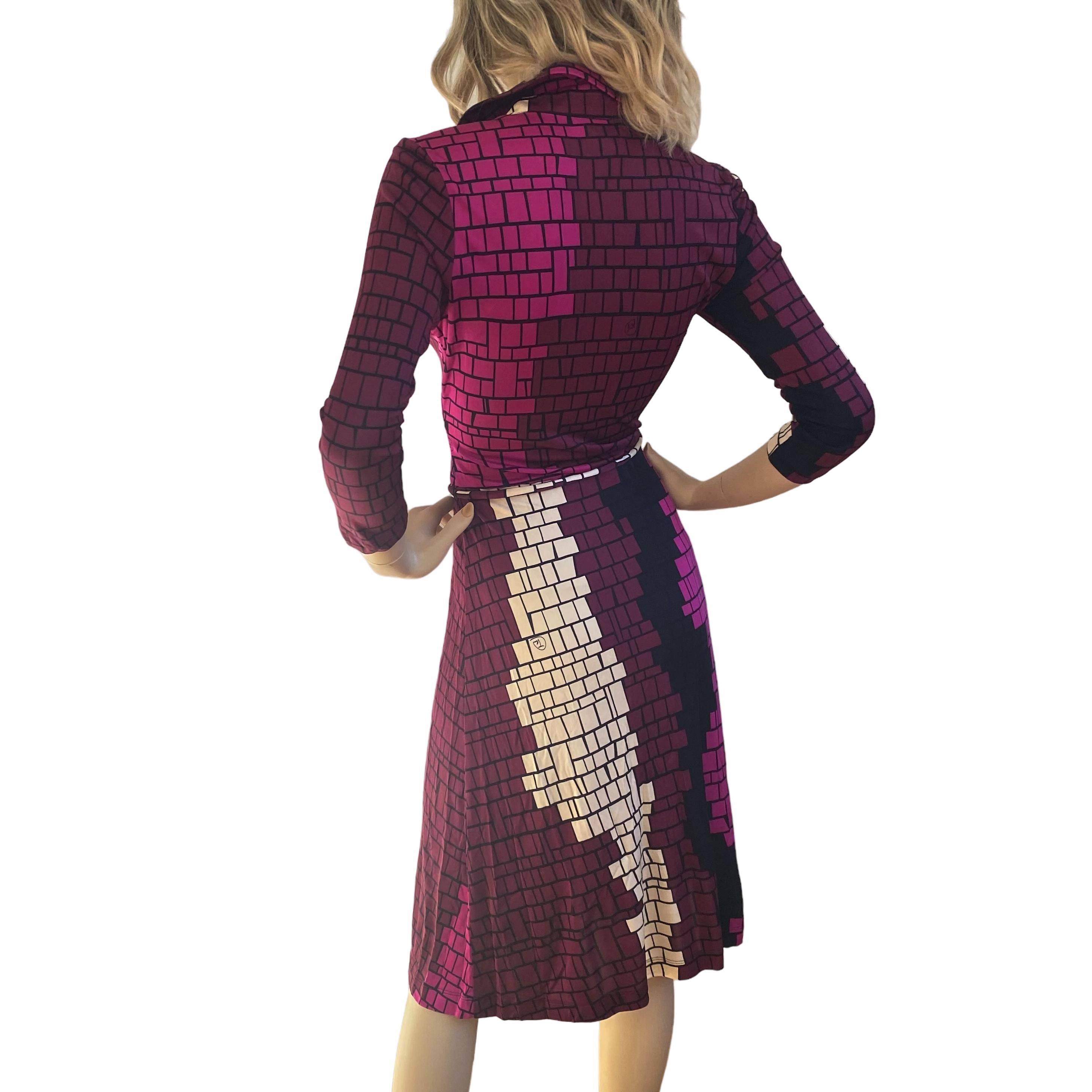 Women's Mosaic Print Silk Jersey Mock Wrap Dress + Tassel Belt - NWT FLORA KUNG For Sale